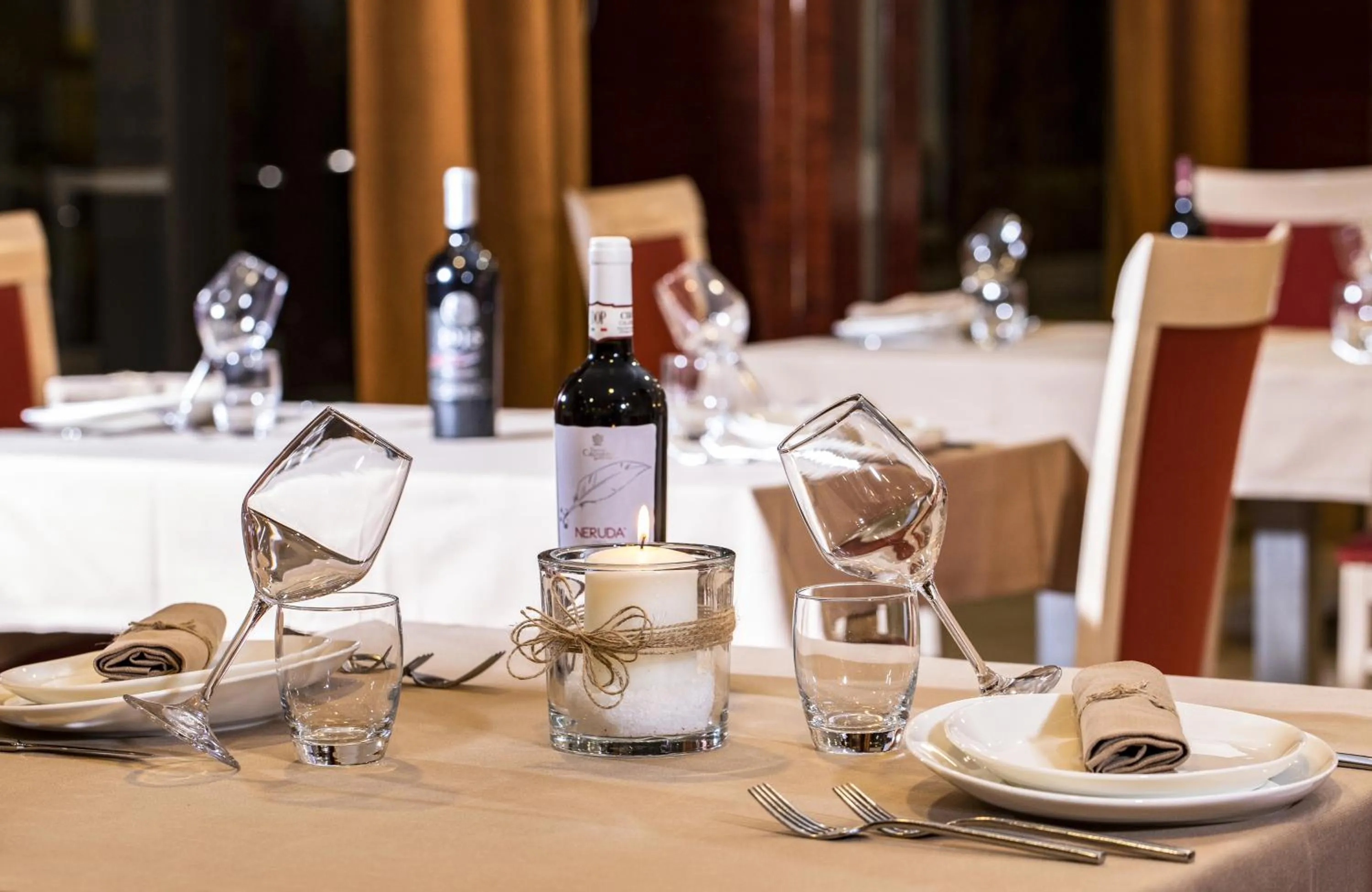 Restaurant/places to eat in BV President Hotel