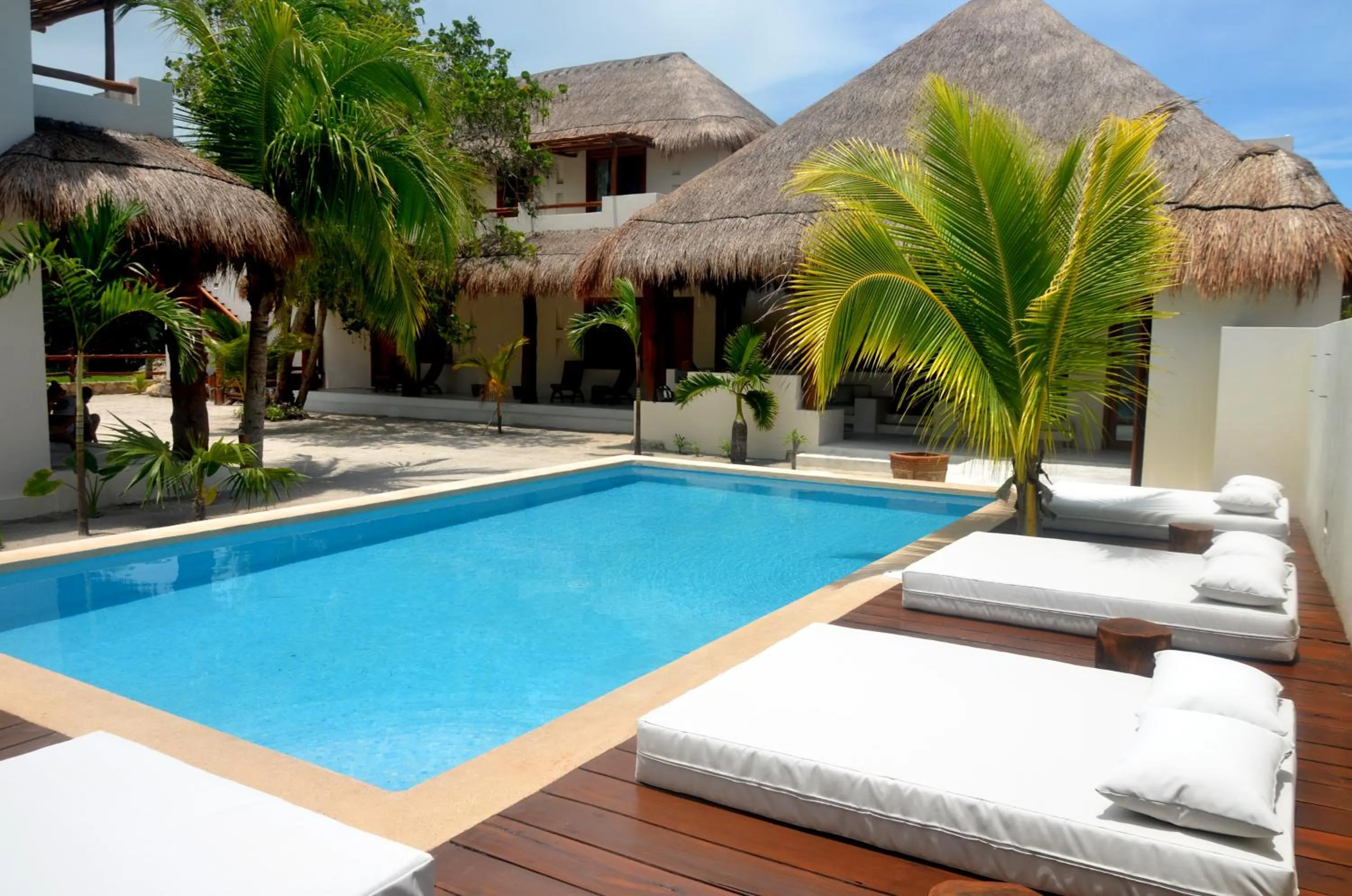 Swimming pool in Tierra del Mar Hotel - Adults Only