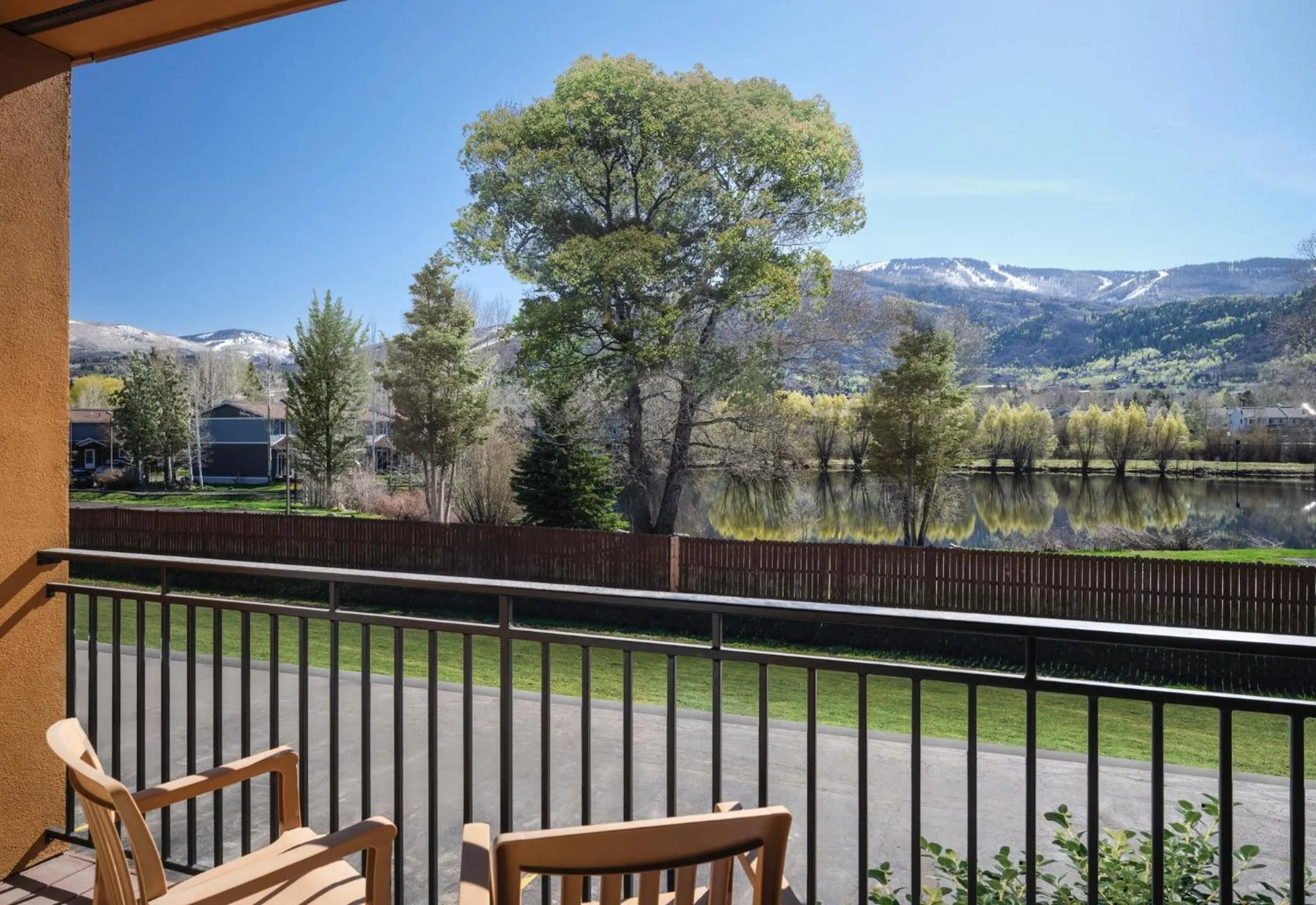 Photo of the whole room in Holiday Inn Steamboat Springs by IHG