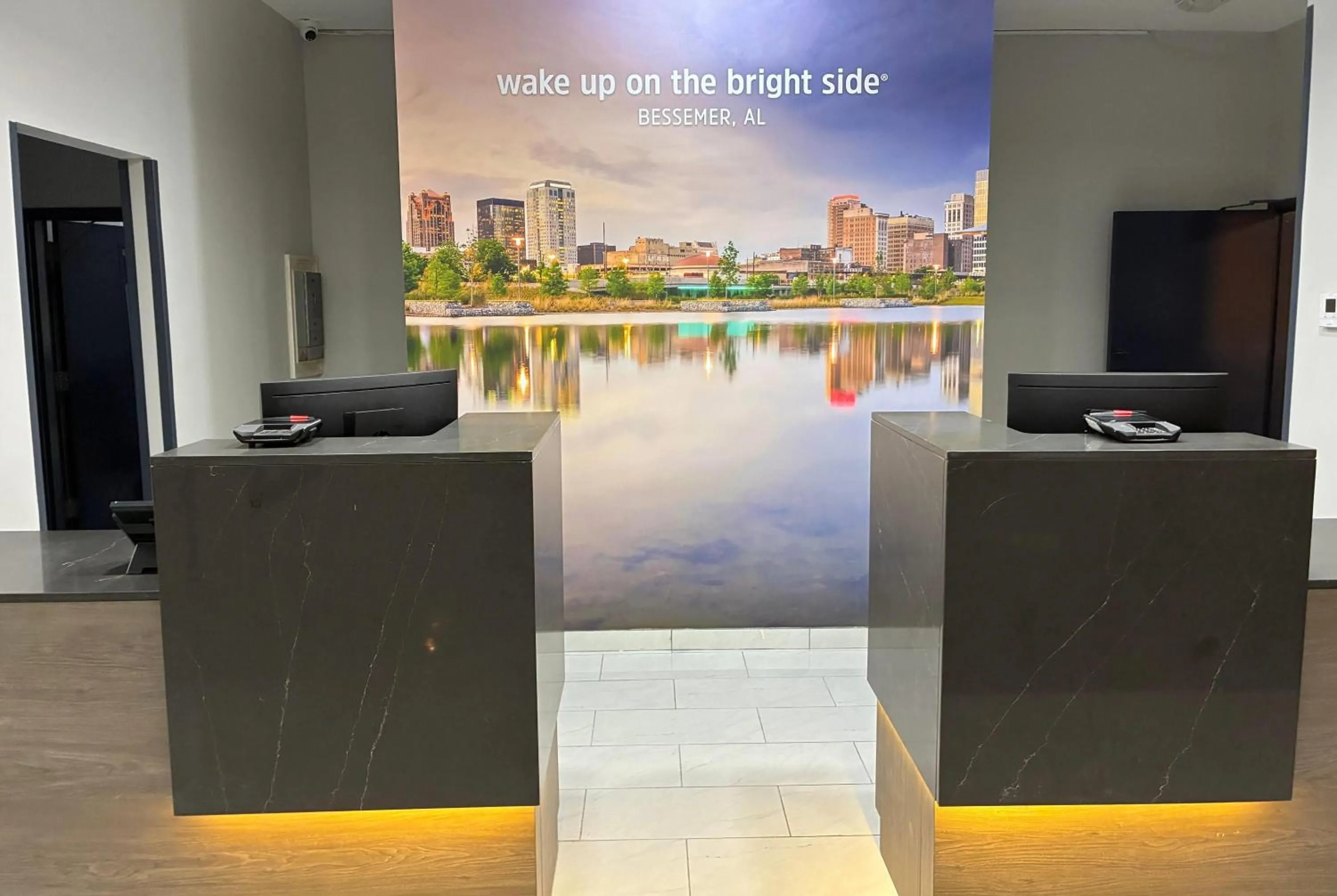 Lobby or reception in La Quinta Inn & Suites by Wyndham Bessemer