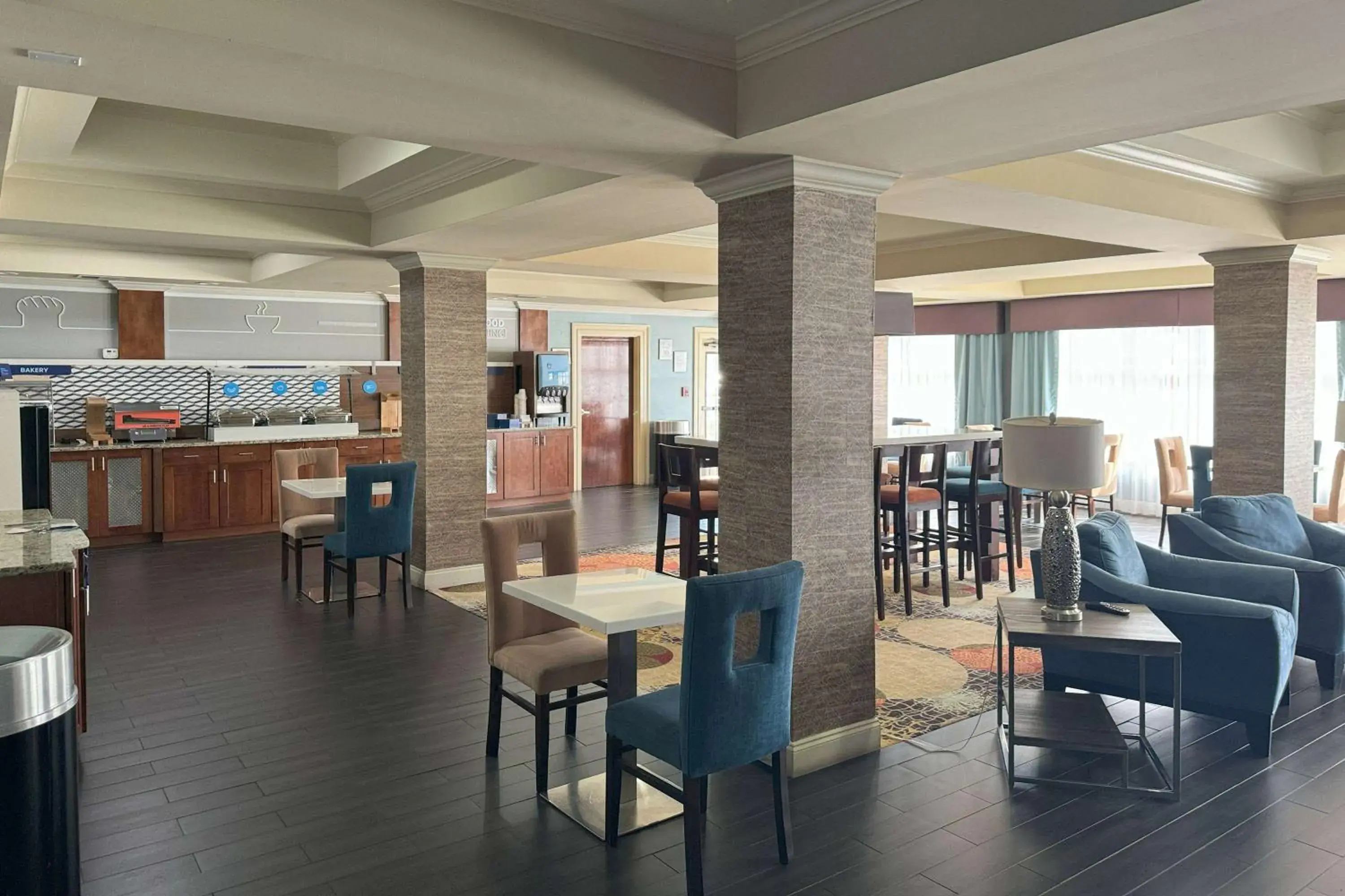 Restaurant/places to eat in Baymont by Wyndham Bessemer Restaurant/places to eat in Baymont by Wyndham Bessemer