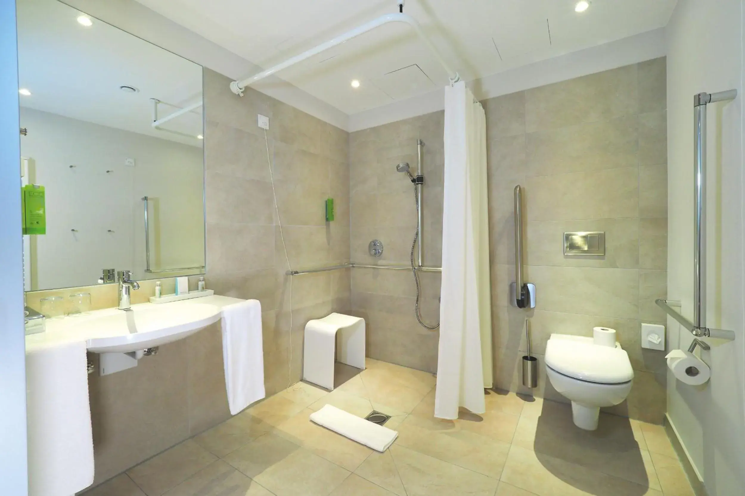 Superior Double Room - single occupancy - Disability Access in WONNEMAR Resort-Hotel Superior Double Room - single occupancy - Disability Access in WONNEMAR Resort-Hotel