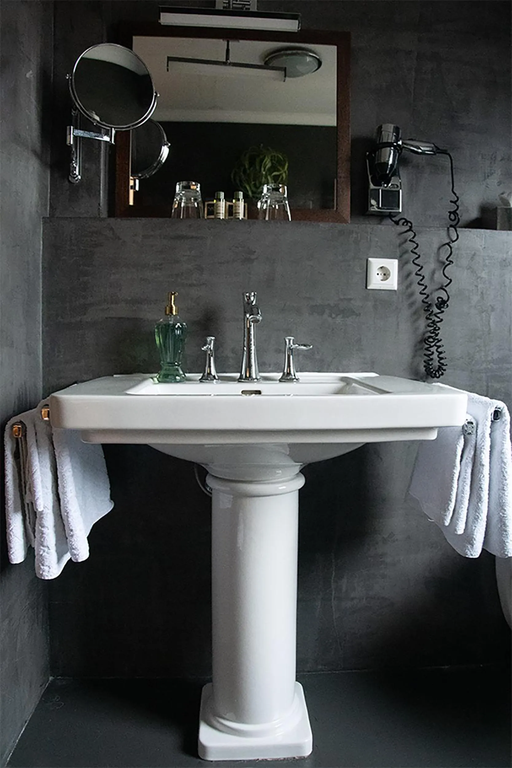 Bathroom in Landhotel Wolfschlugen