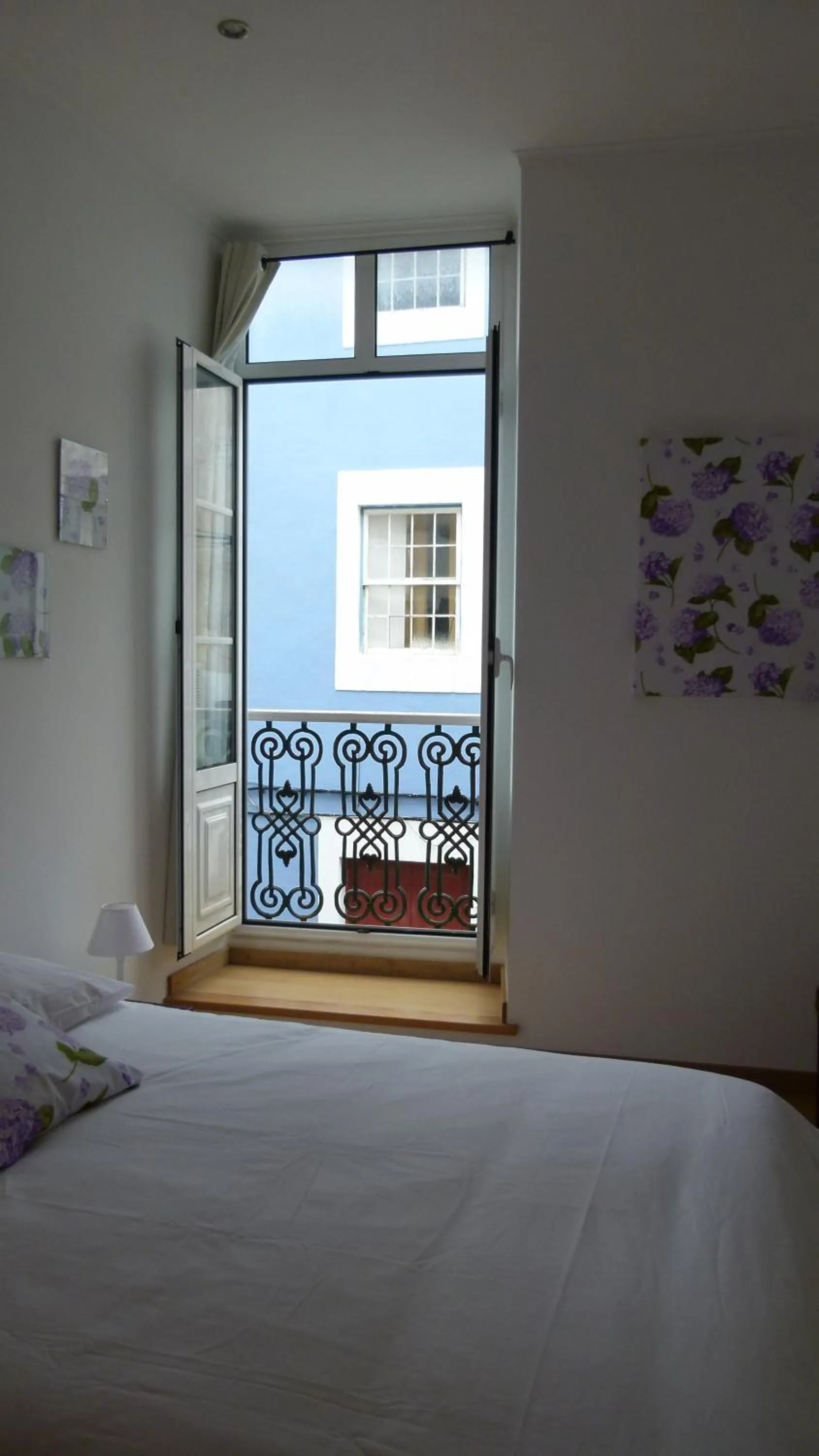 Watching Azores Apartment