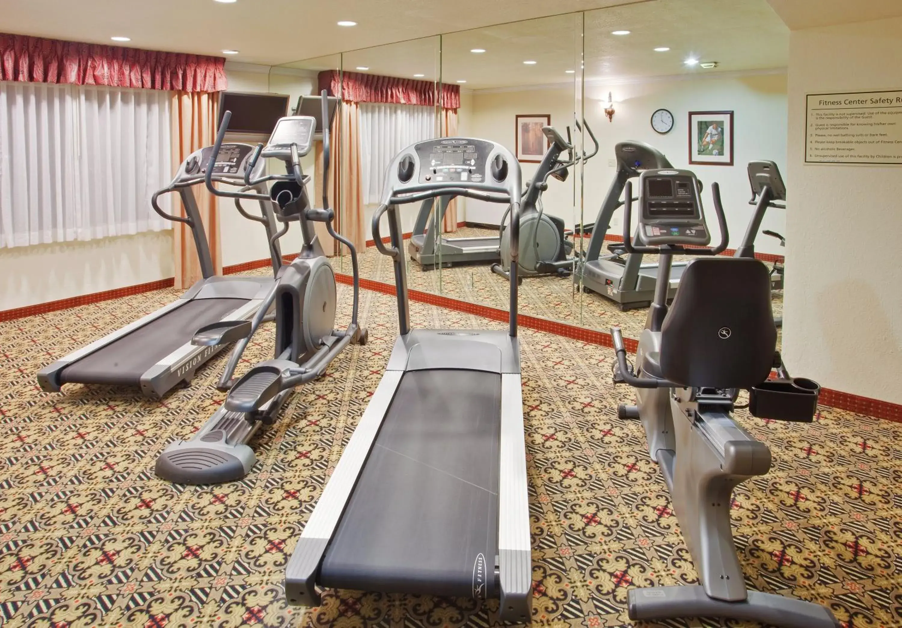 Fitness centre/facilities in Holiday Inn Rancho Cordova - Northeast Sacramento by IHG Fitness centre/facilities in Holiday Inn Rancho Cordova - Northeast Sacramento by IHG