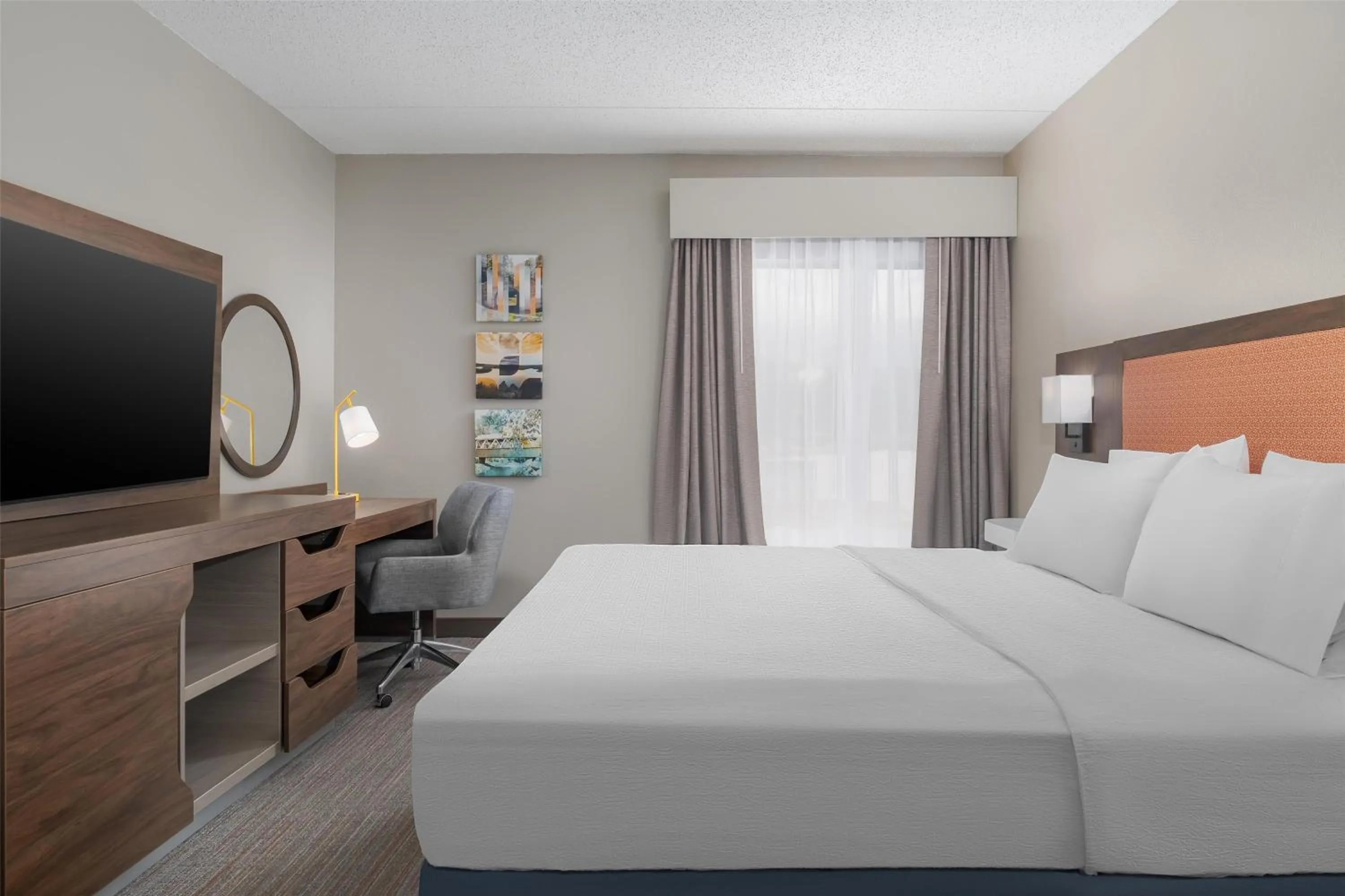 Bed in Hampton Inn Altoona