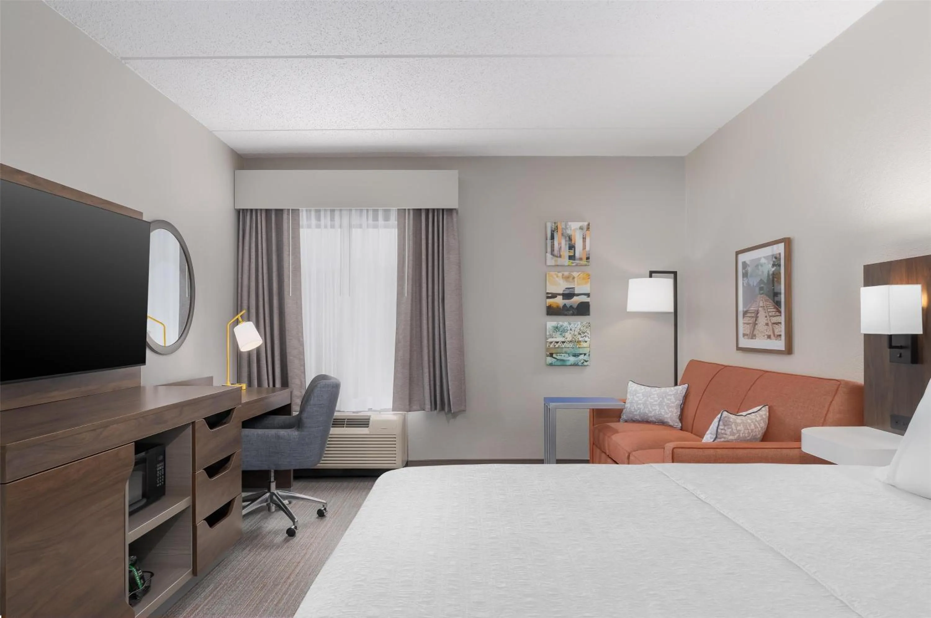 Living room, Bed in Hampton Inn Altoona