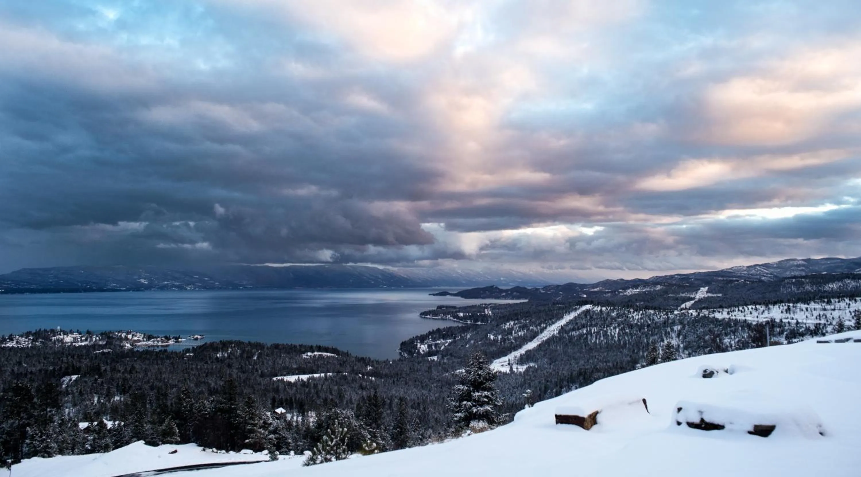Lake view in Coyote Bluff Estate