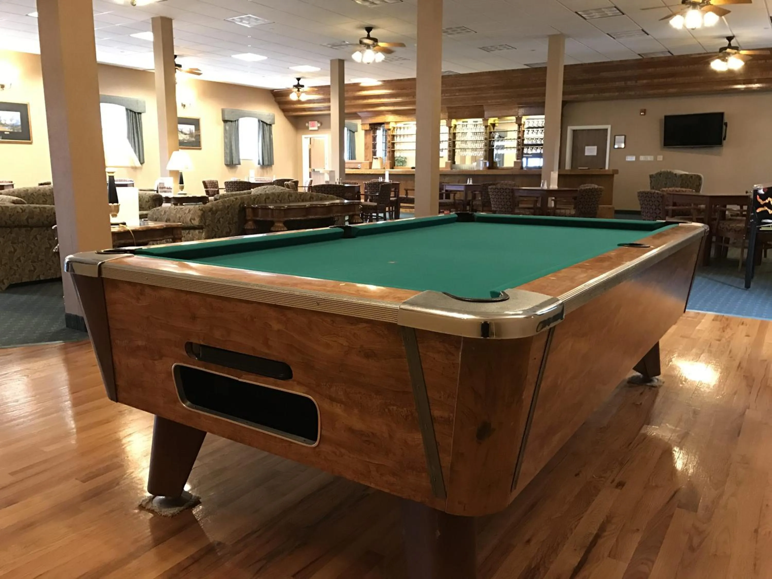 Area and facilities in Coyote Bluff Estate