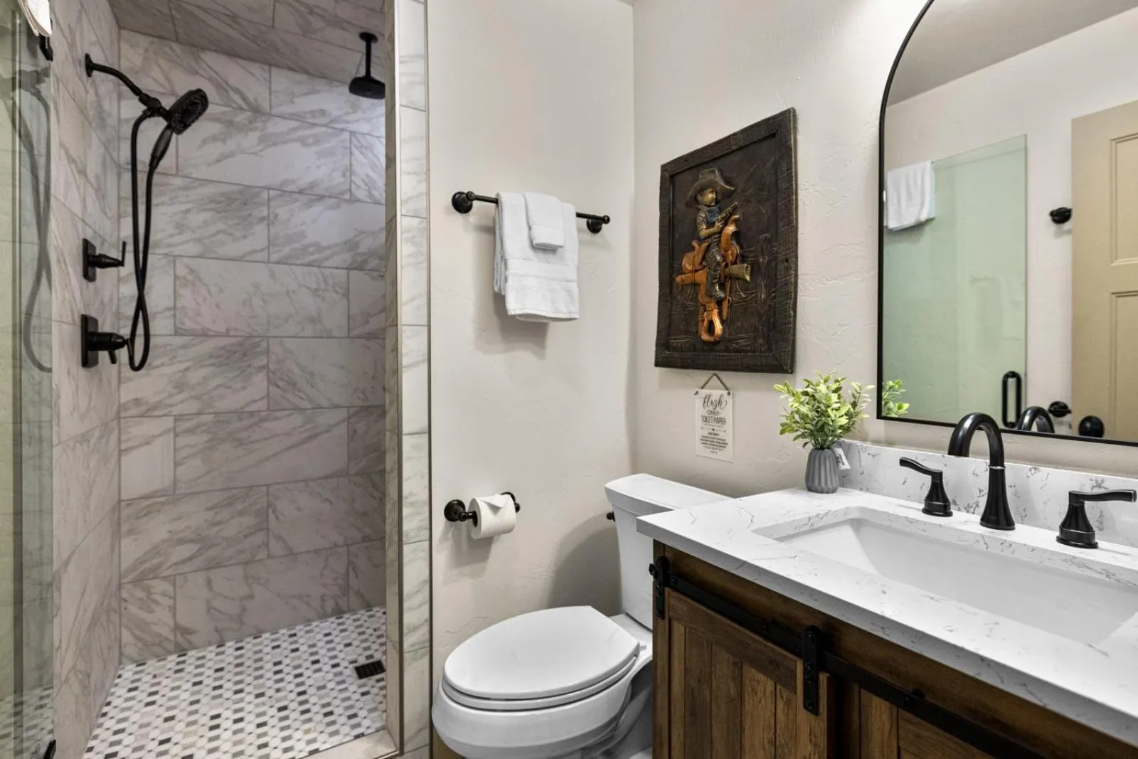 Shower in Coyote Bluff Estate