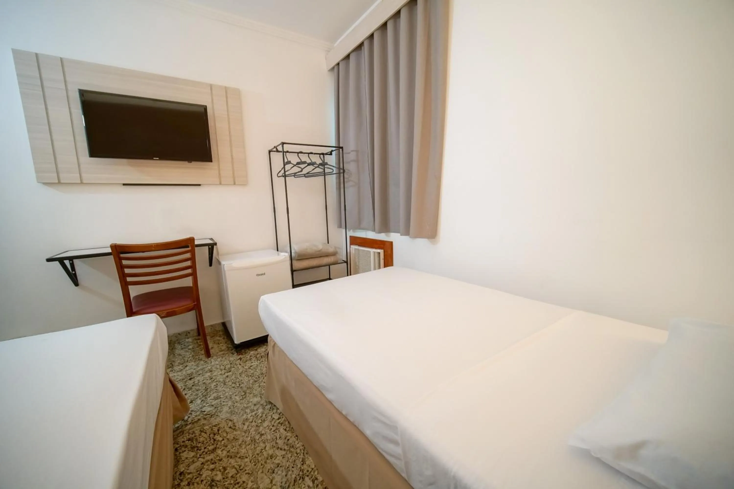 TV and multimedia, Bed in Hotel Golden Park Sorocaba & Convenções by Nacional Inn