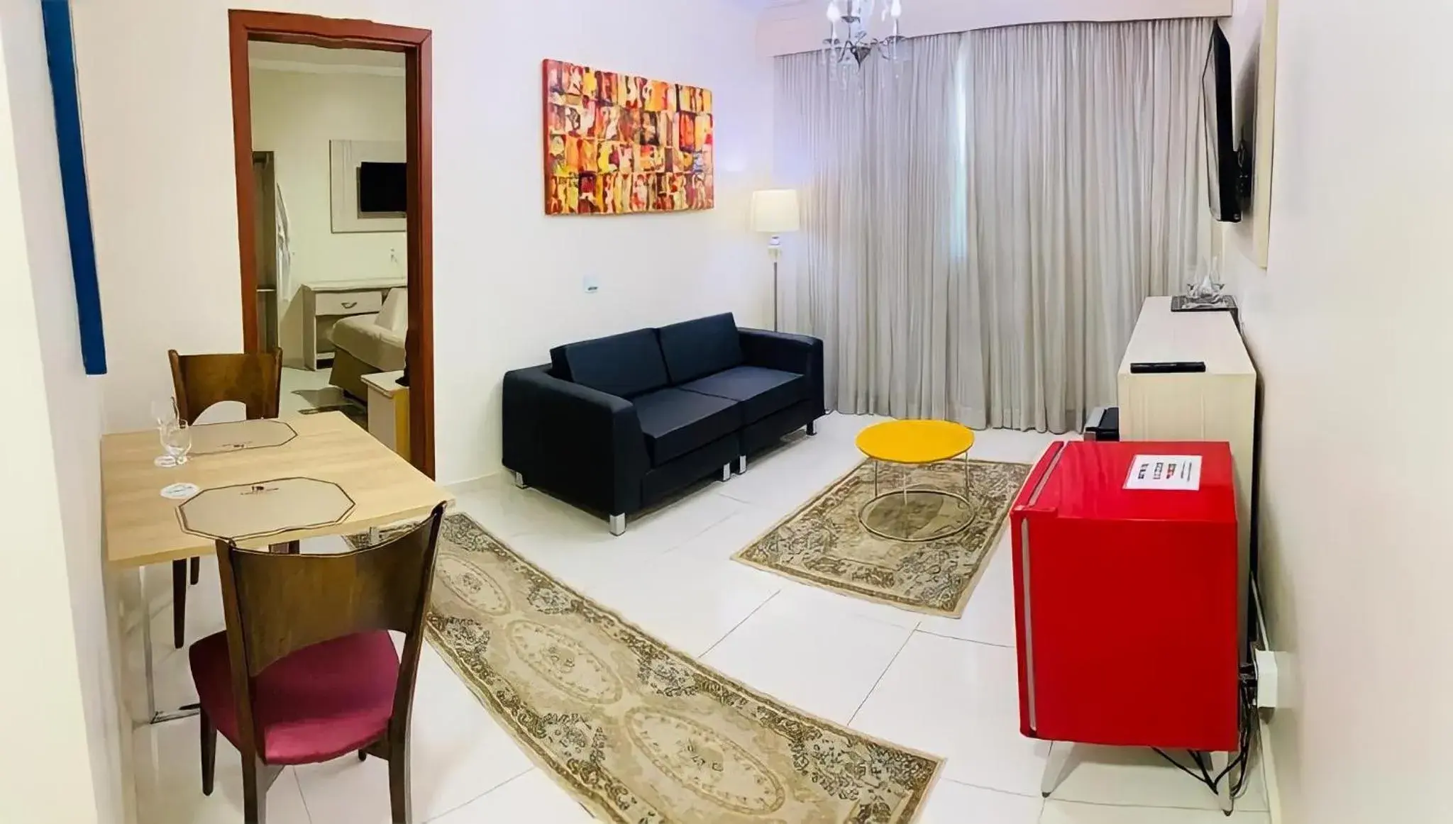 Living room in Hotel Golden Park Sorocaba & Convenções by Nacional Inn Living room in Hotel Golden Park Sorocaba & Convenções by Nacional Inn