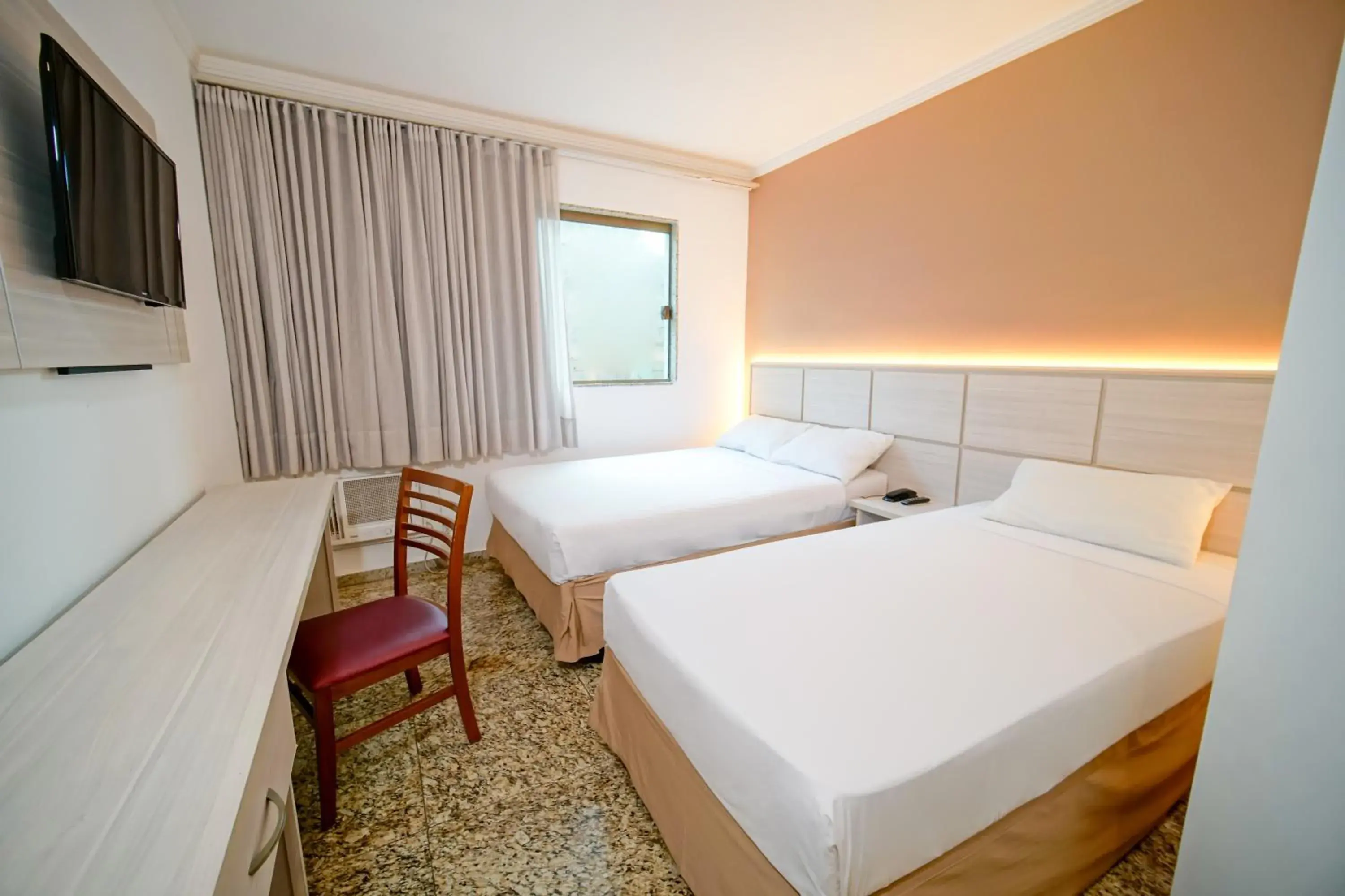 Bed in Hotel Golden Park Sorocaba & Convenções by Nacional Inn Bed in Hotel Golden Park Sorocaba & Convenções by Nacional Inn