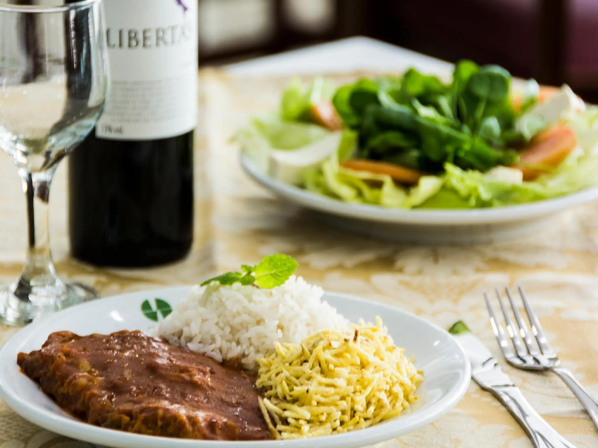 Food close-up in Hotel Golden Park Sorocaba & Convenções by Nacional Inn