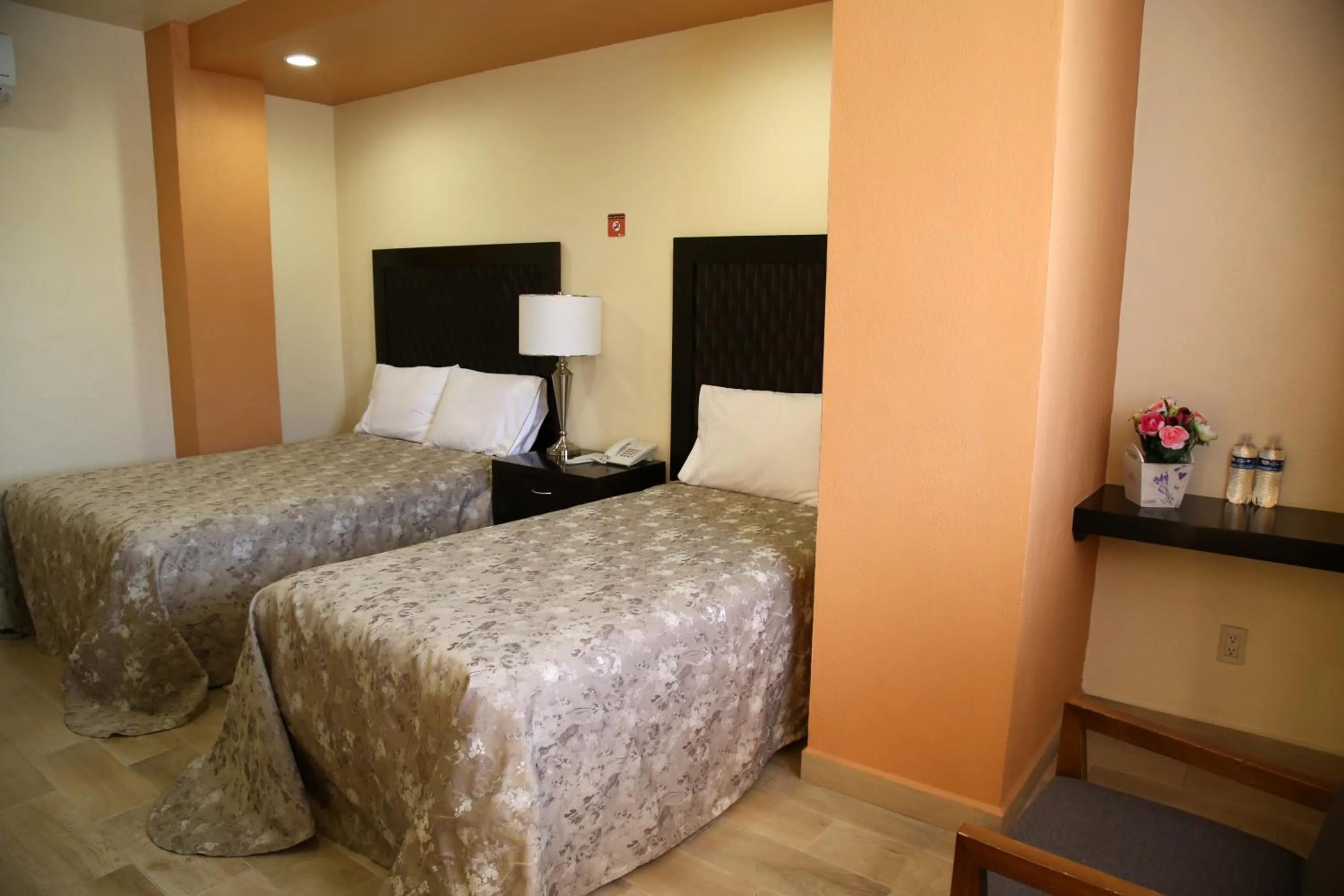 Photo of the whole room, Bed in Hotel Plaza Bernal
