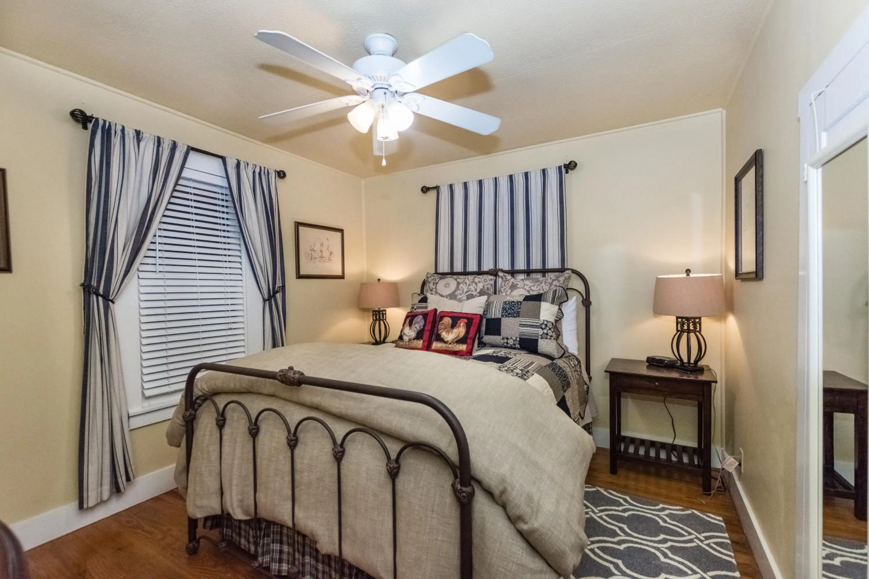 Bed in Agape Front Cottage