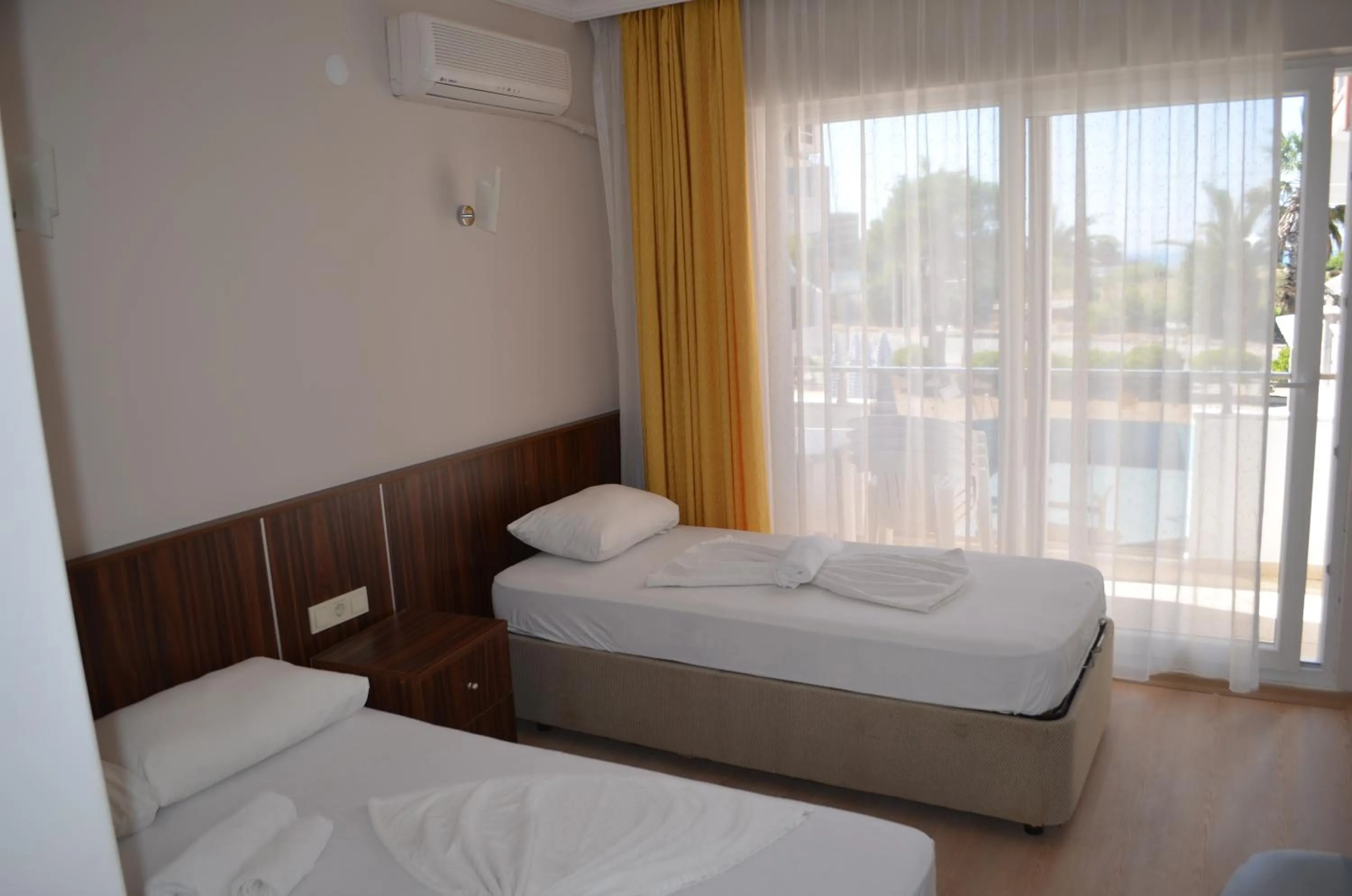 Twin Room with Balcony in Mulka Hotel