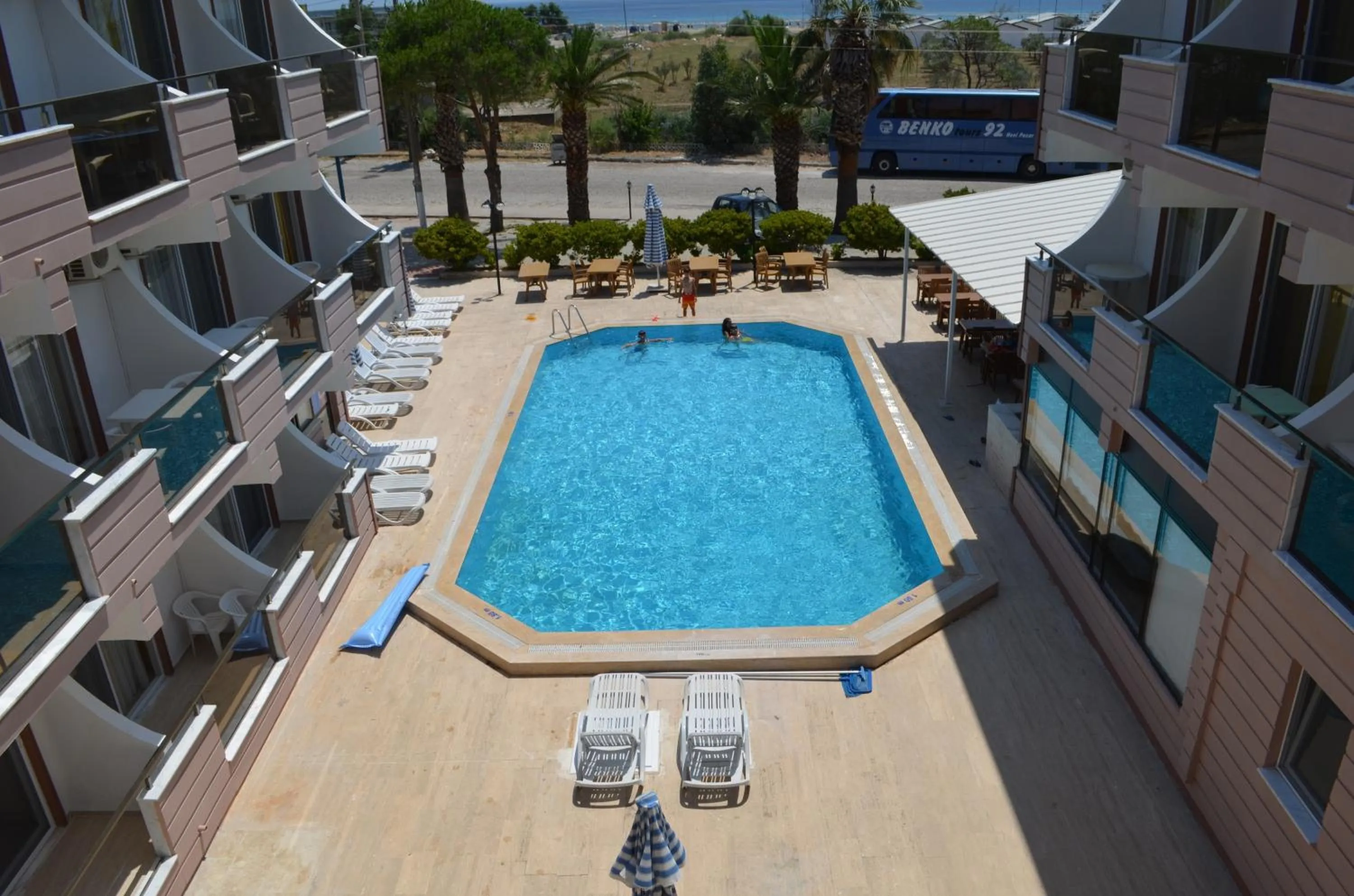 Swimming pool in Mulka Hotel