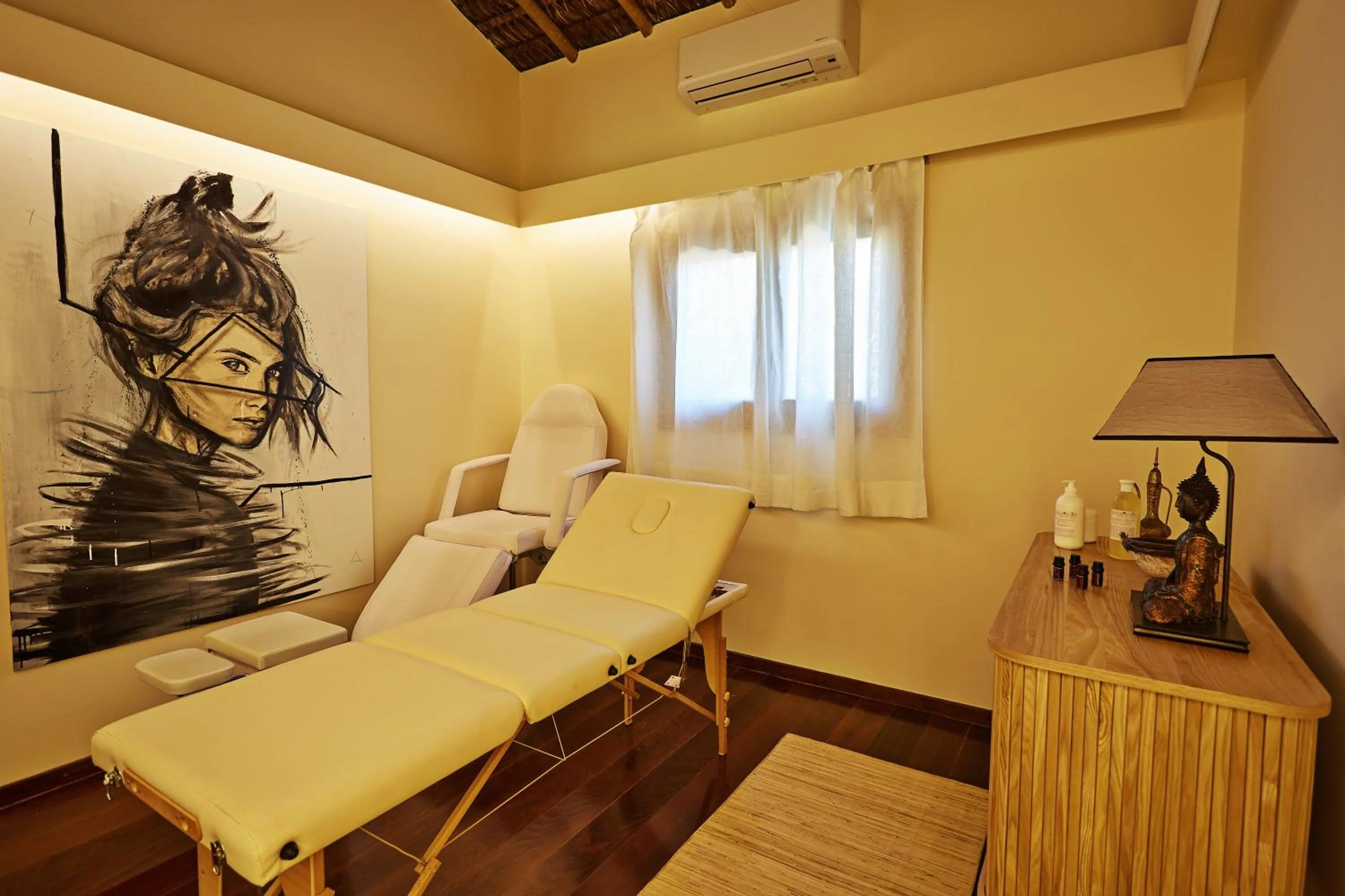 Massage in Beija Flor Exclusive Hotel & Spa