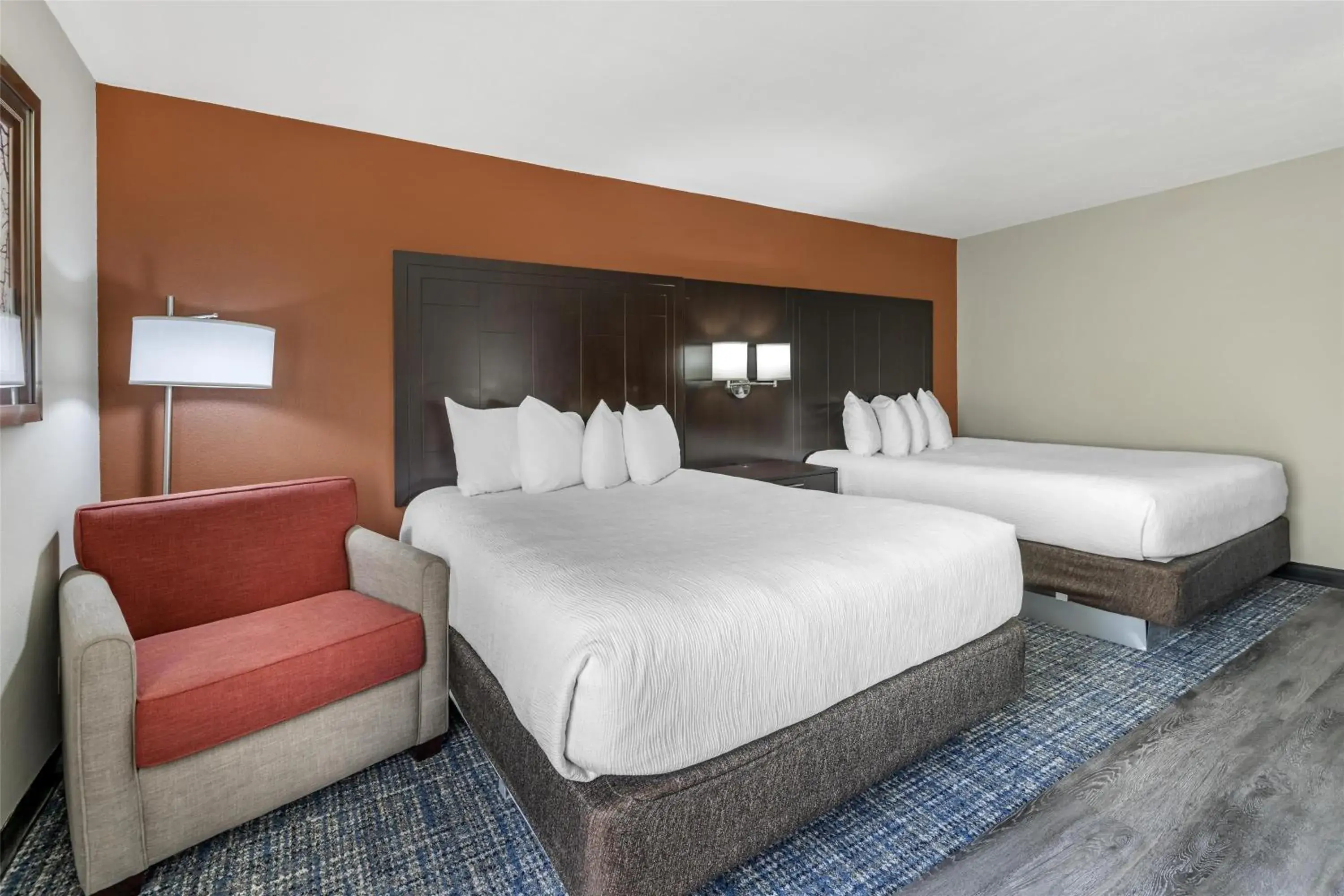 Bedroom, Bed in Best Western Plus Lee's Summit Hotel & Suites Bedroom, Bed in Best Western Plus Lee's Summit Hotel & Suites