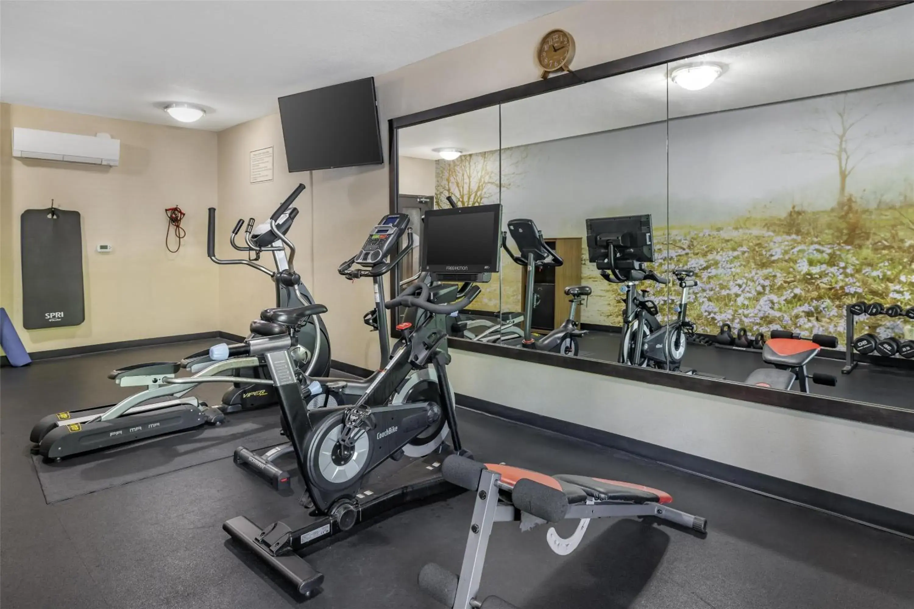 Fitness centre/facilities in Best Western Plus Lee's Summit Hotel & Suites Fitness centre/facilities in Best Western Plus Lee's Summit Hotel & Suites