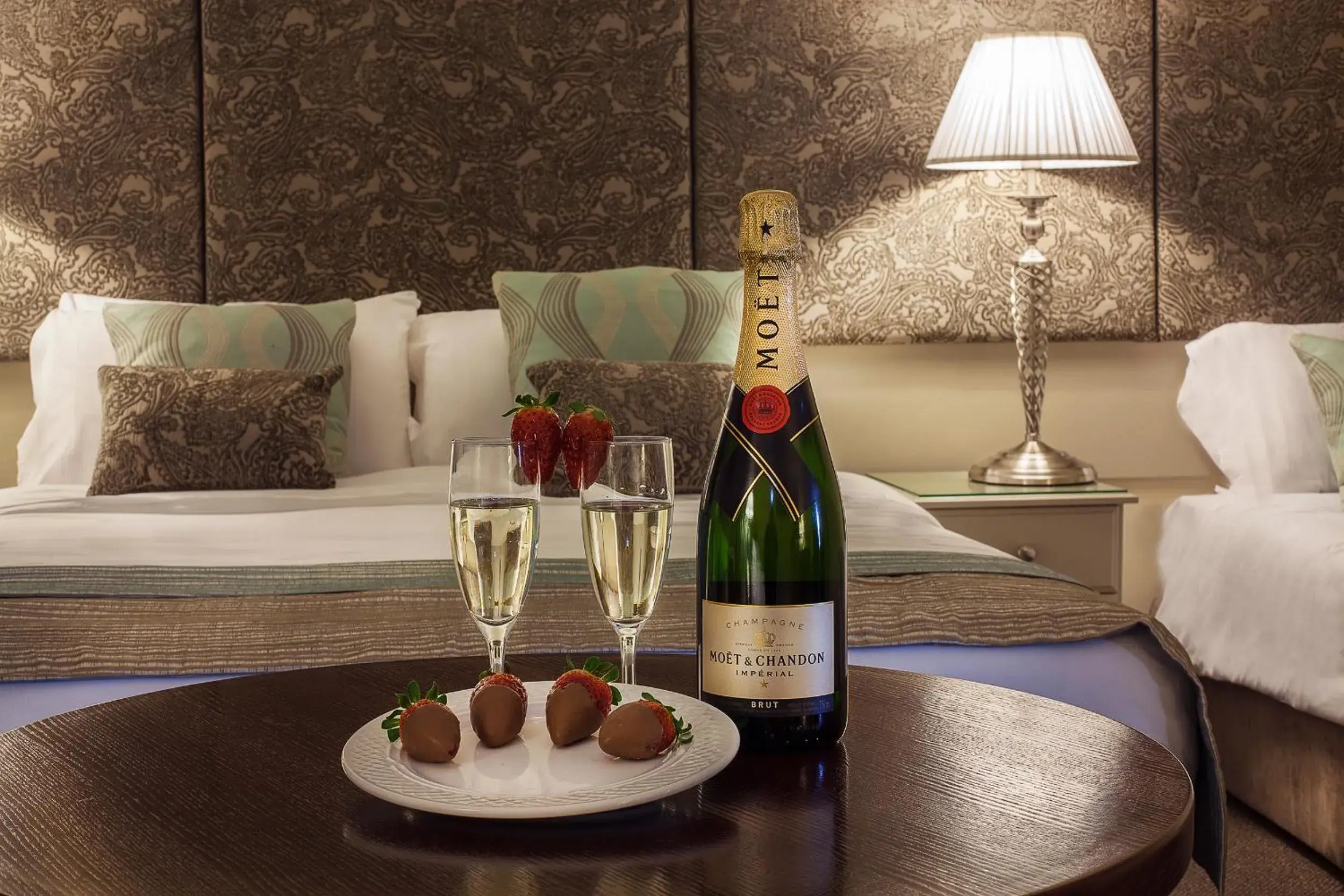 Food and drinks in Breffni Arms Hotel Food and drinks in Breffni Arms Hotel