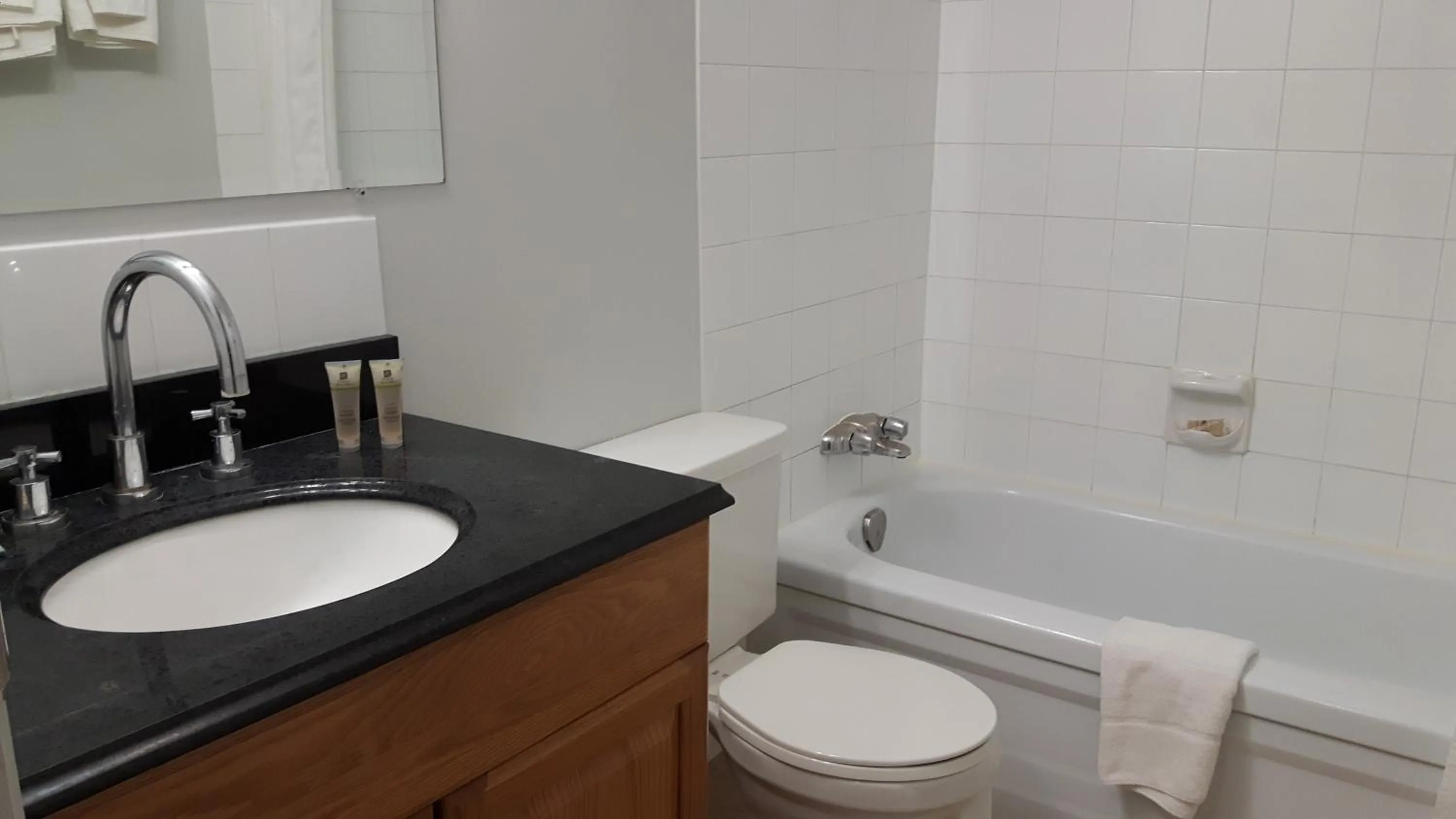 Shower in Edgewater Inn