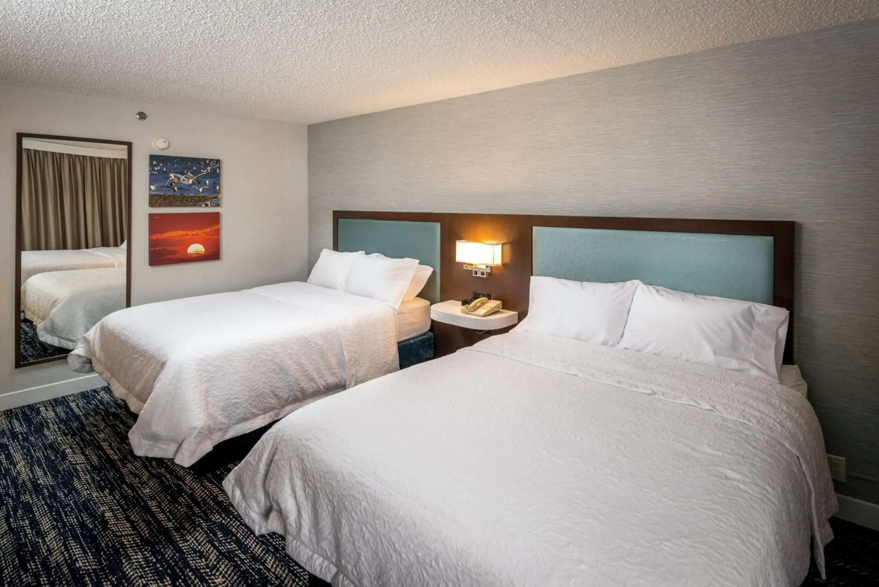Bed in Hampton Inn Long Island/Commack Bed in Hampton Inn Long Island/Commack