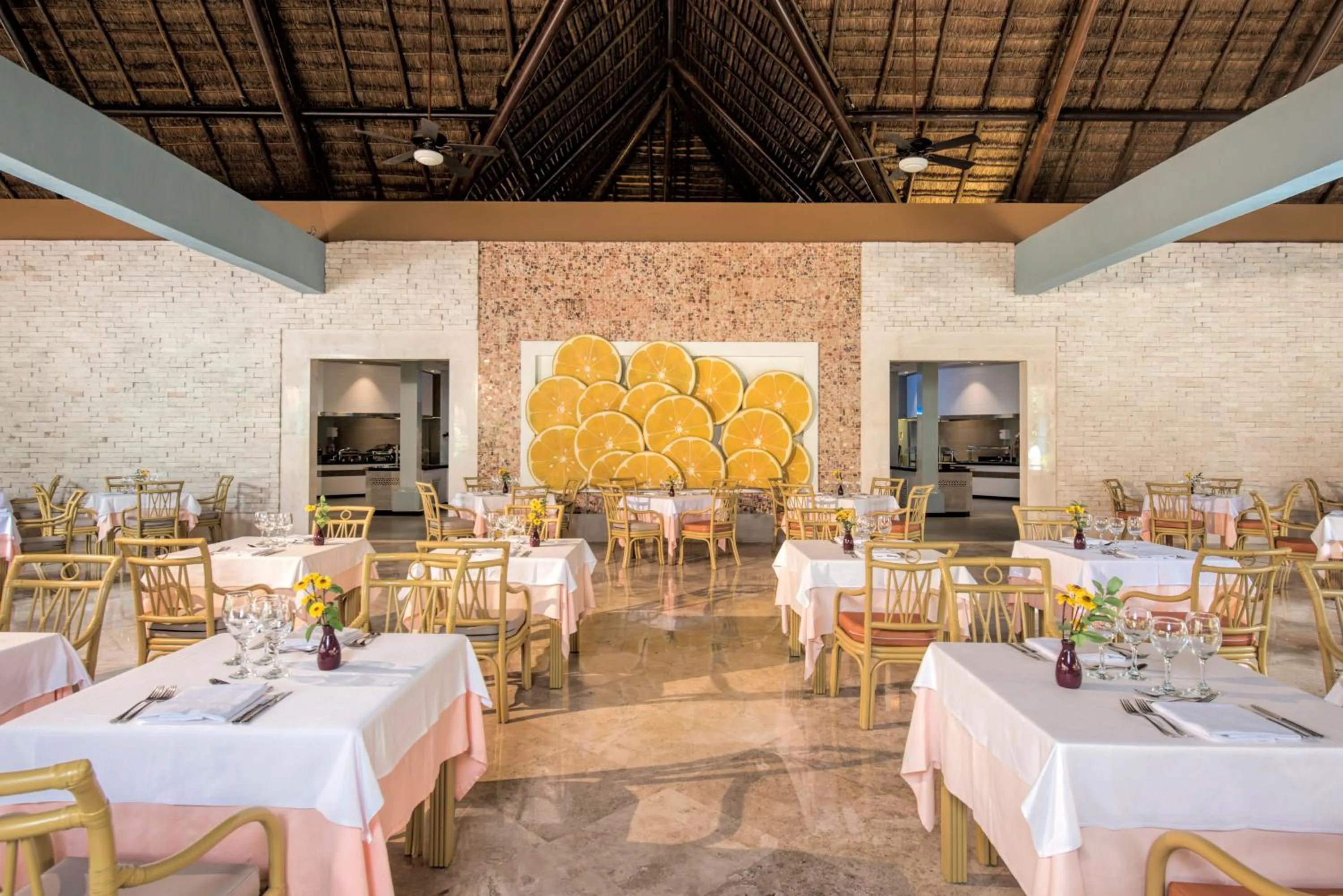 Restaurant/places to eat in Iberostar Waves Tucan - All Inclusive