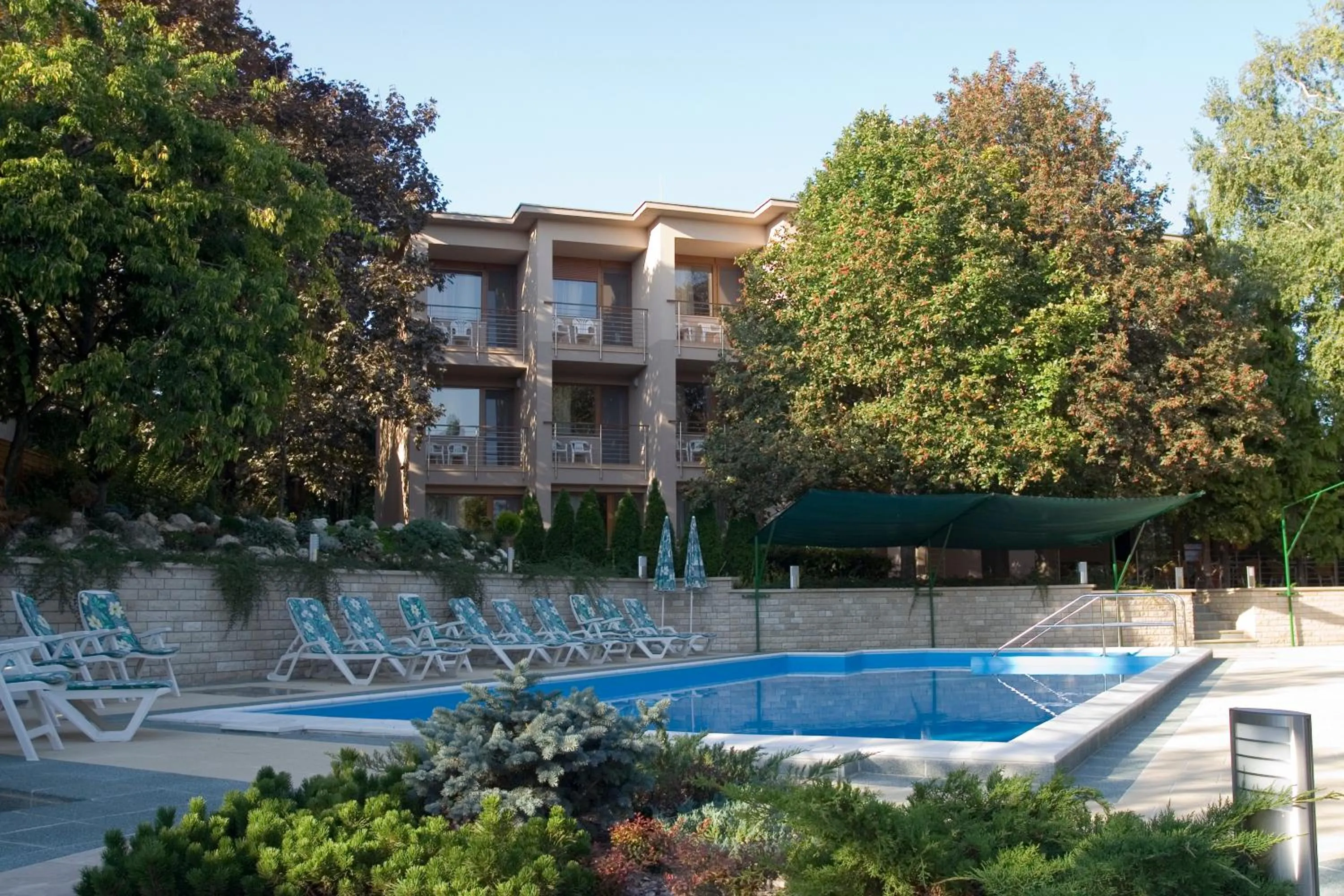 Swimming pool in Hotel Villa Pax