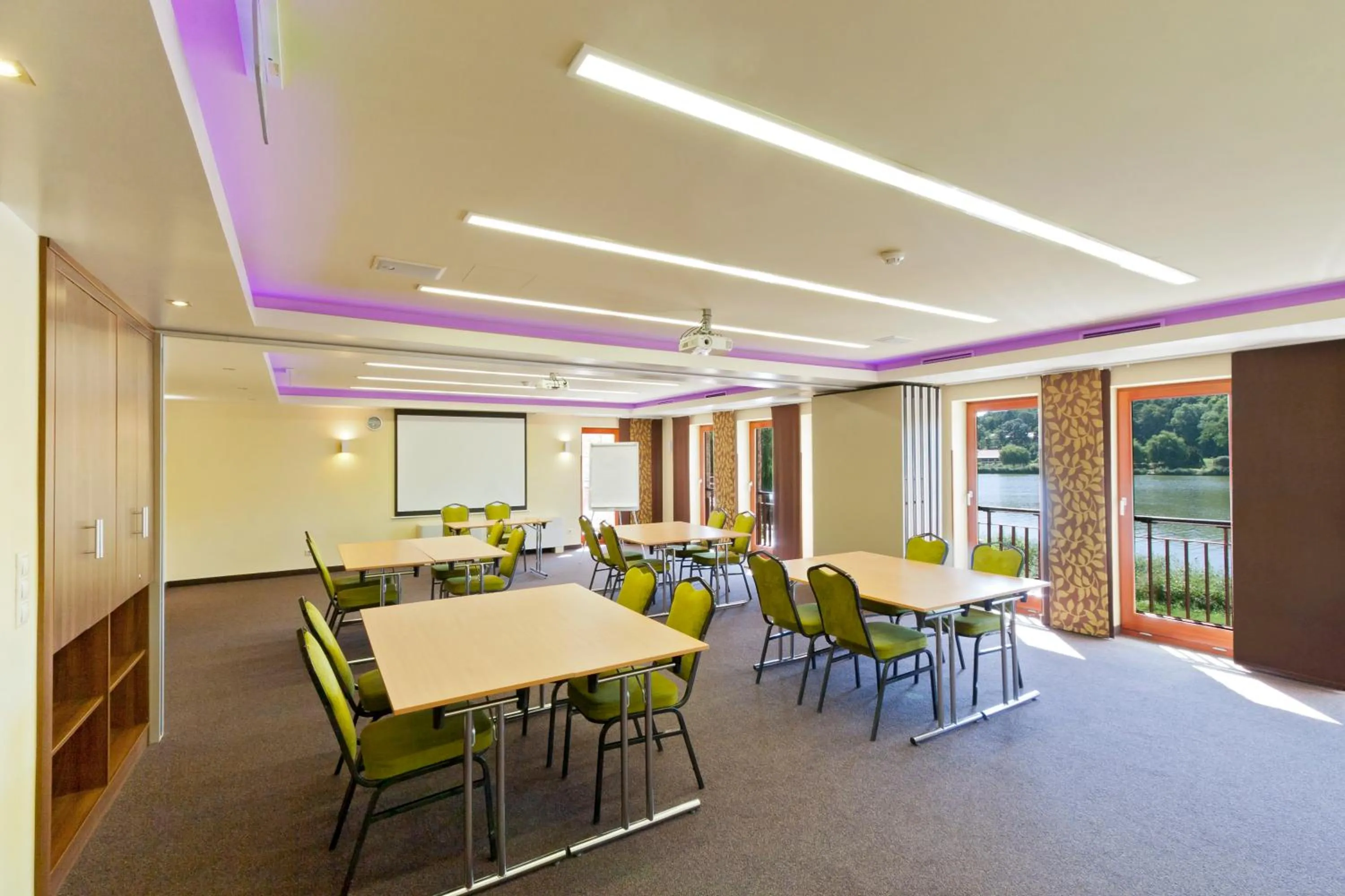 Meeting/conference room in Tó Wellness Hotel