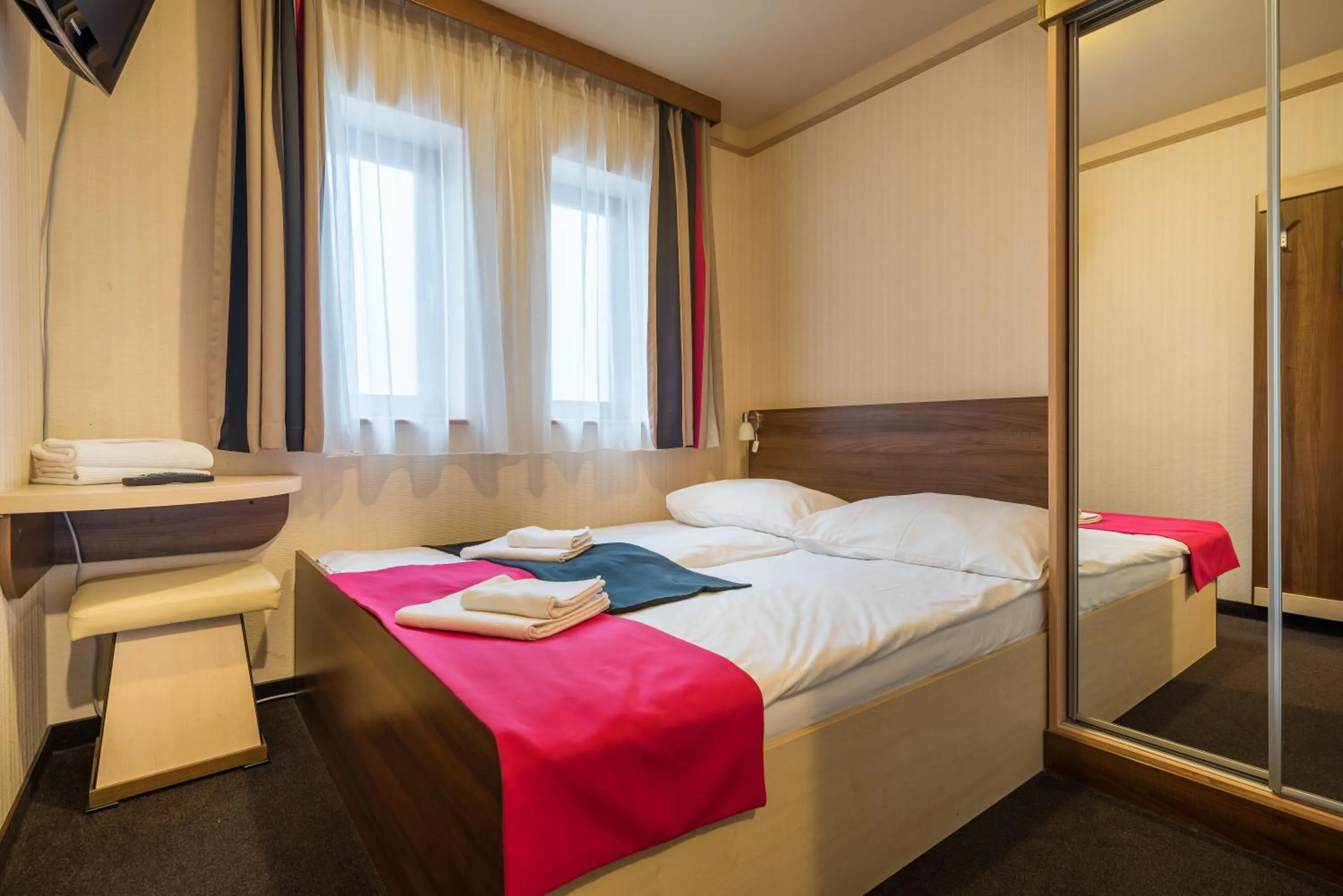 Bed in Tó Wellness Hotel