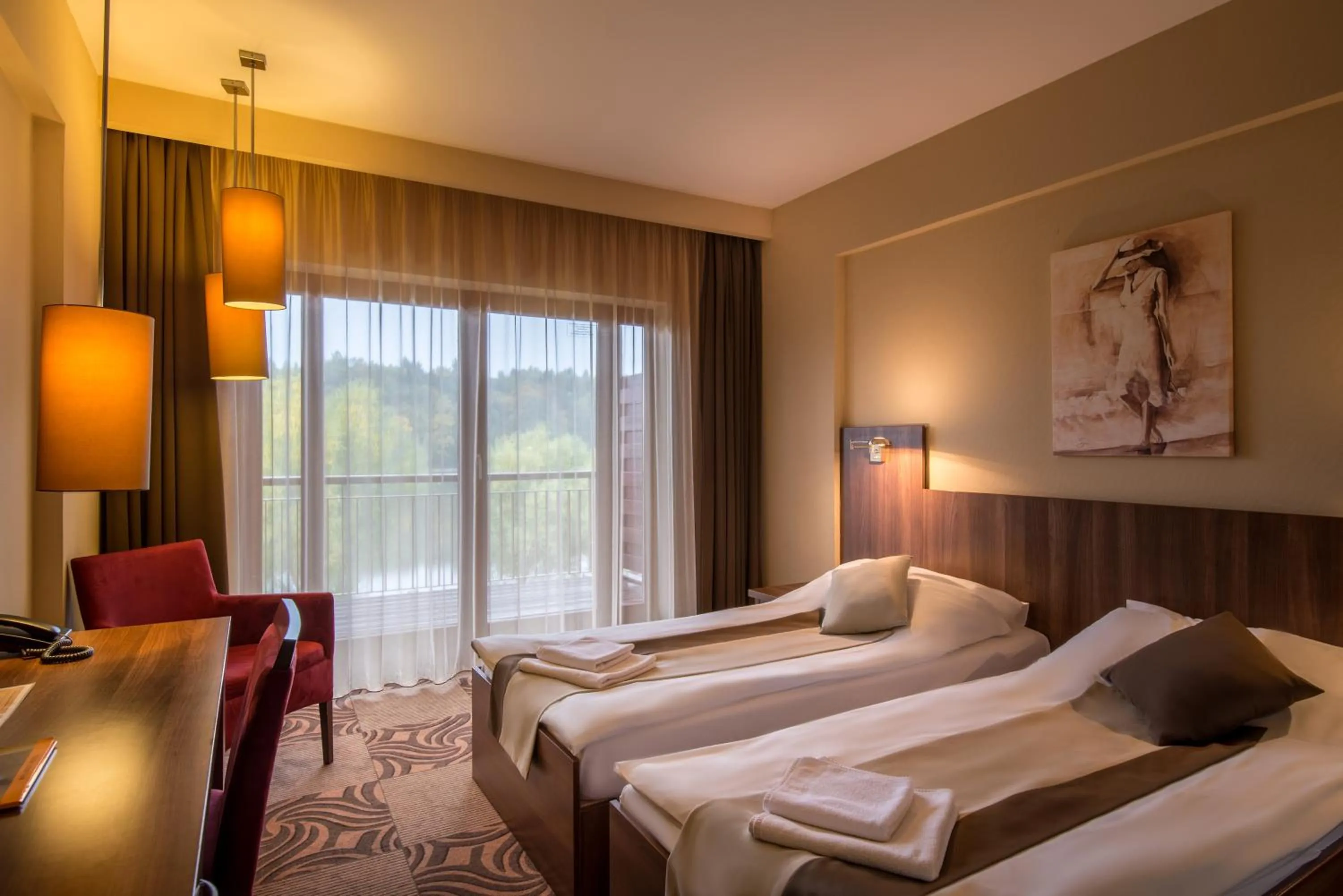 Photo of the whole room, Bed in Tó Wellness Hotel