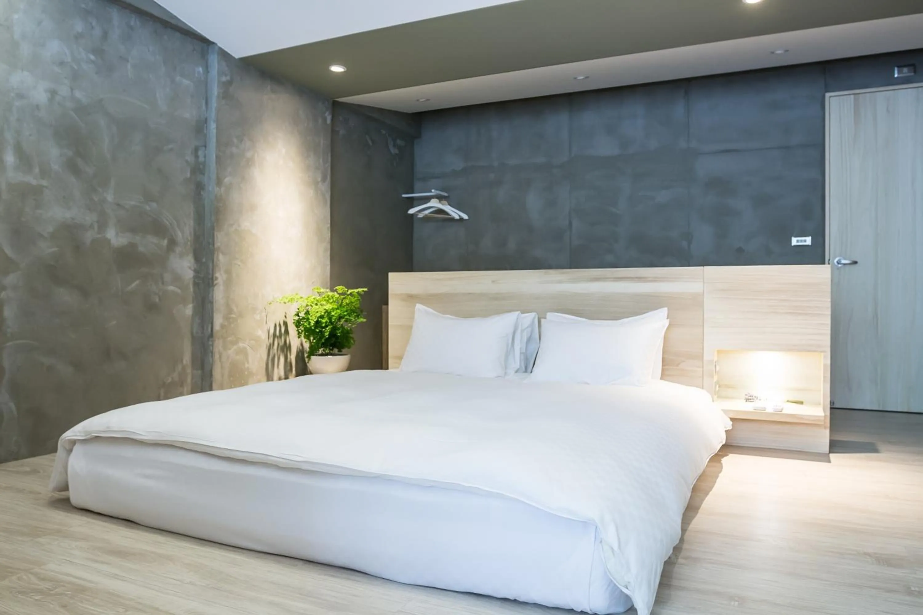 Photo of the whole room, Bed in Shaoguang 188 日月潭勺光188