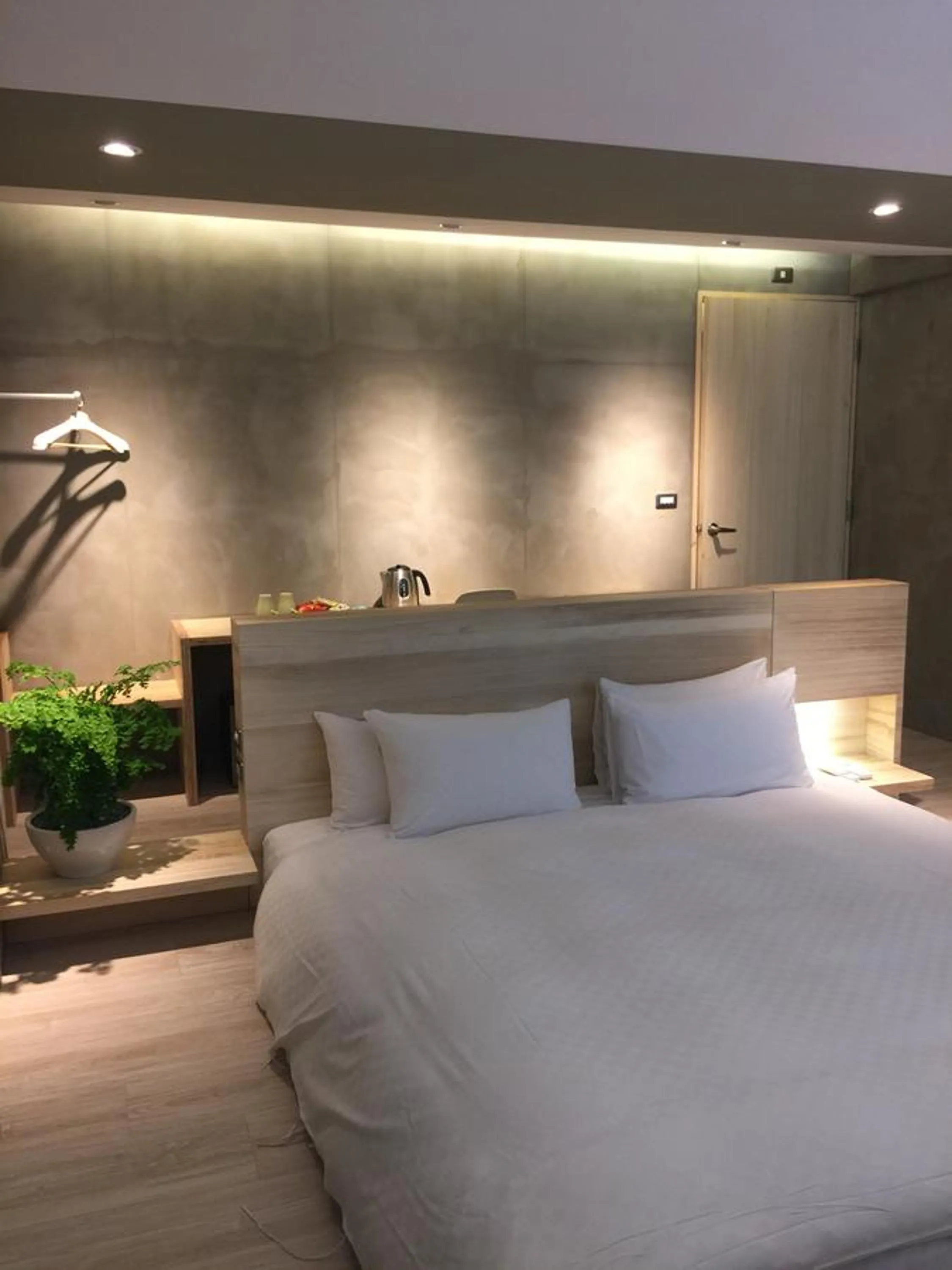 Photo of the whole room, Bed in Shaoguang 188 日月潭勺光188