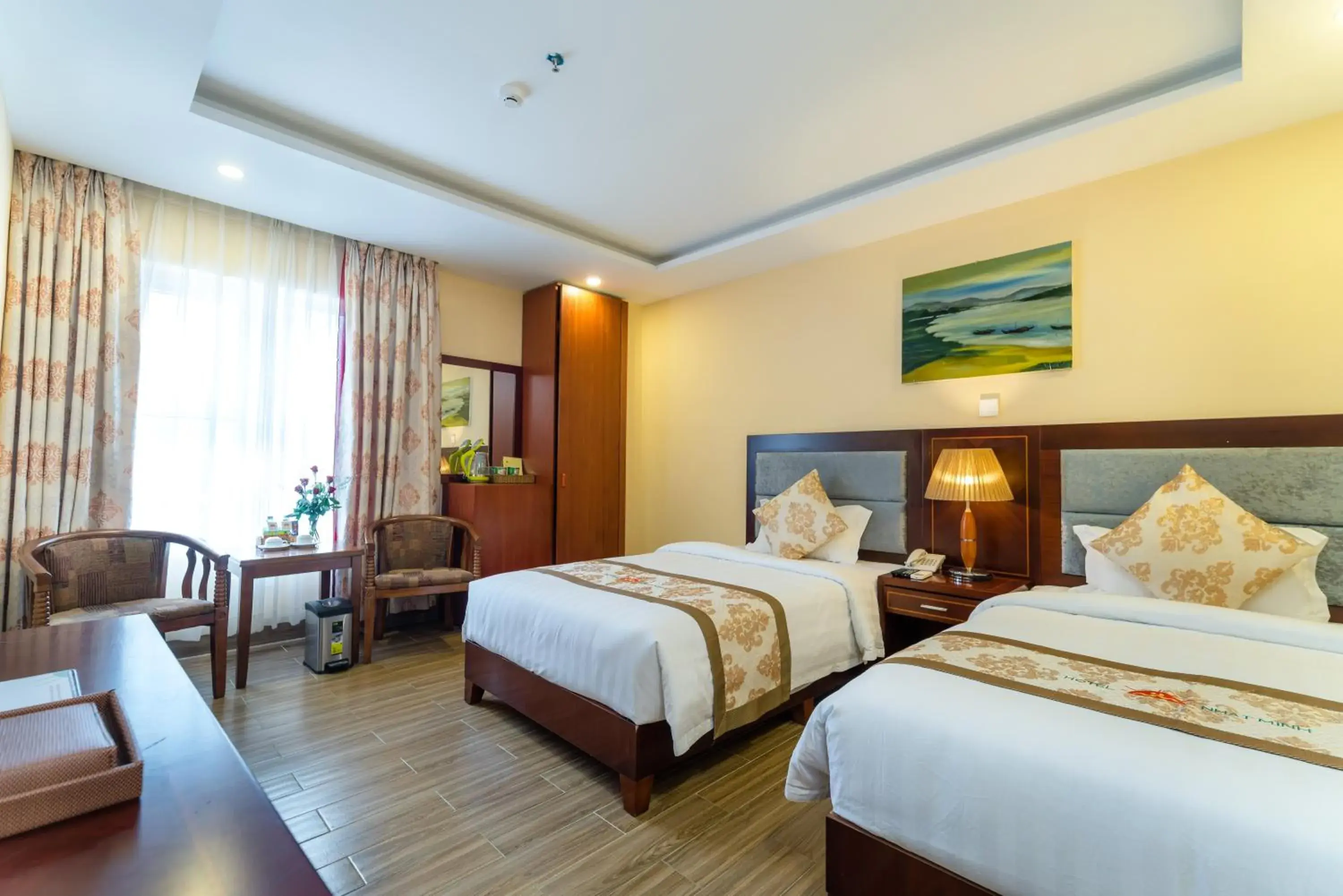 Deluxe Double Room in Nhat Minh Hotel and Apartment Deluxe Double Room in Nhat Minh Hotel and Apartment