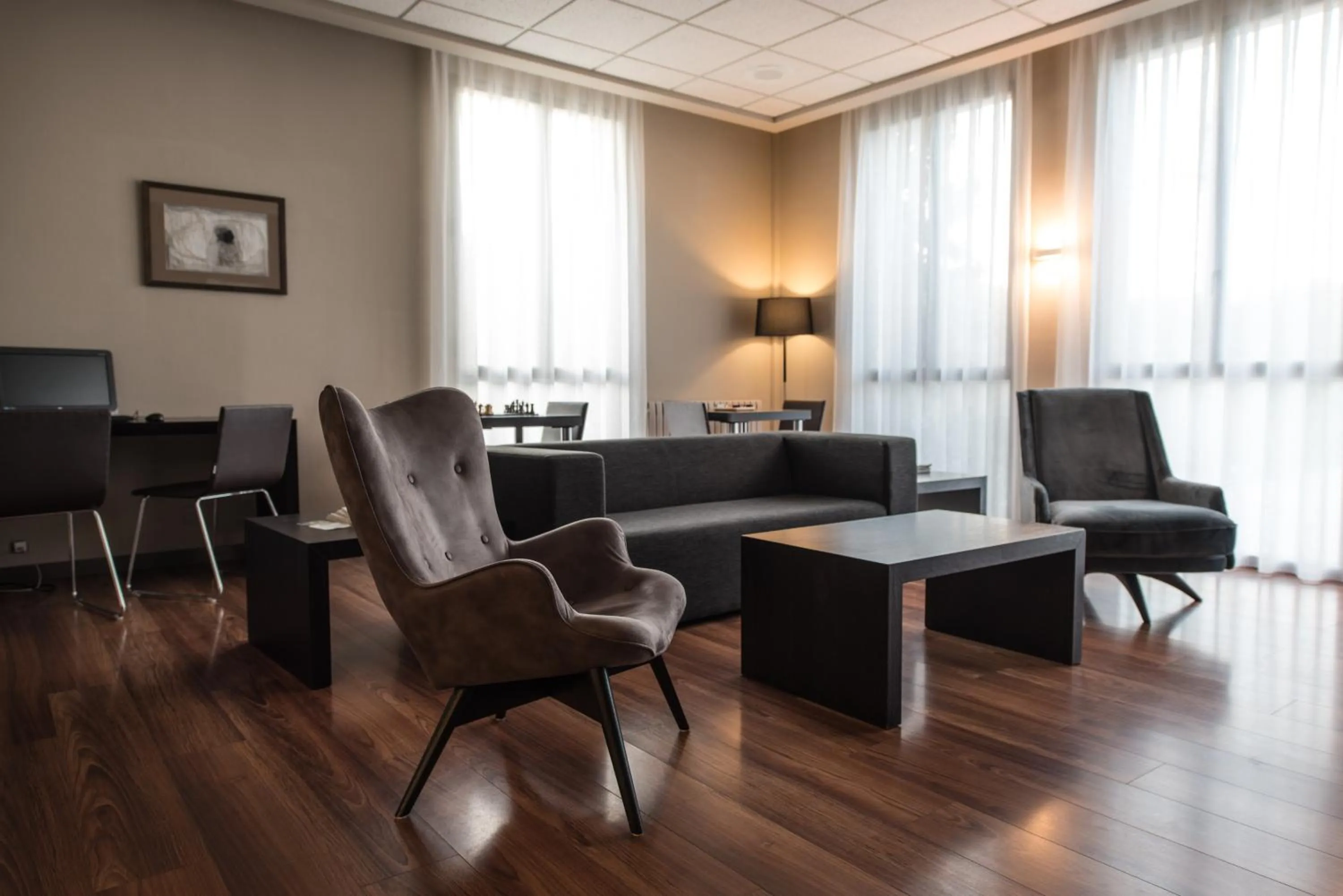 Communal lounge/ TV room in Hotel Terradets