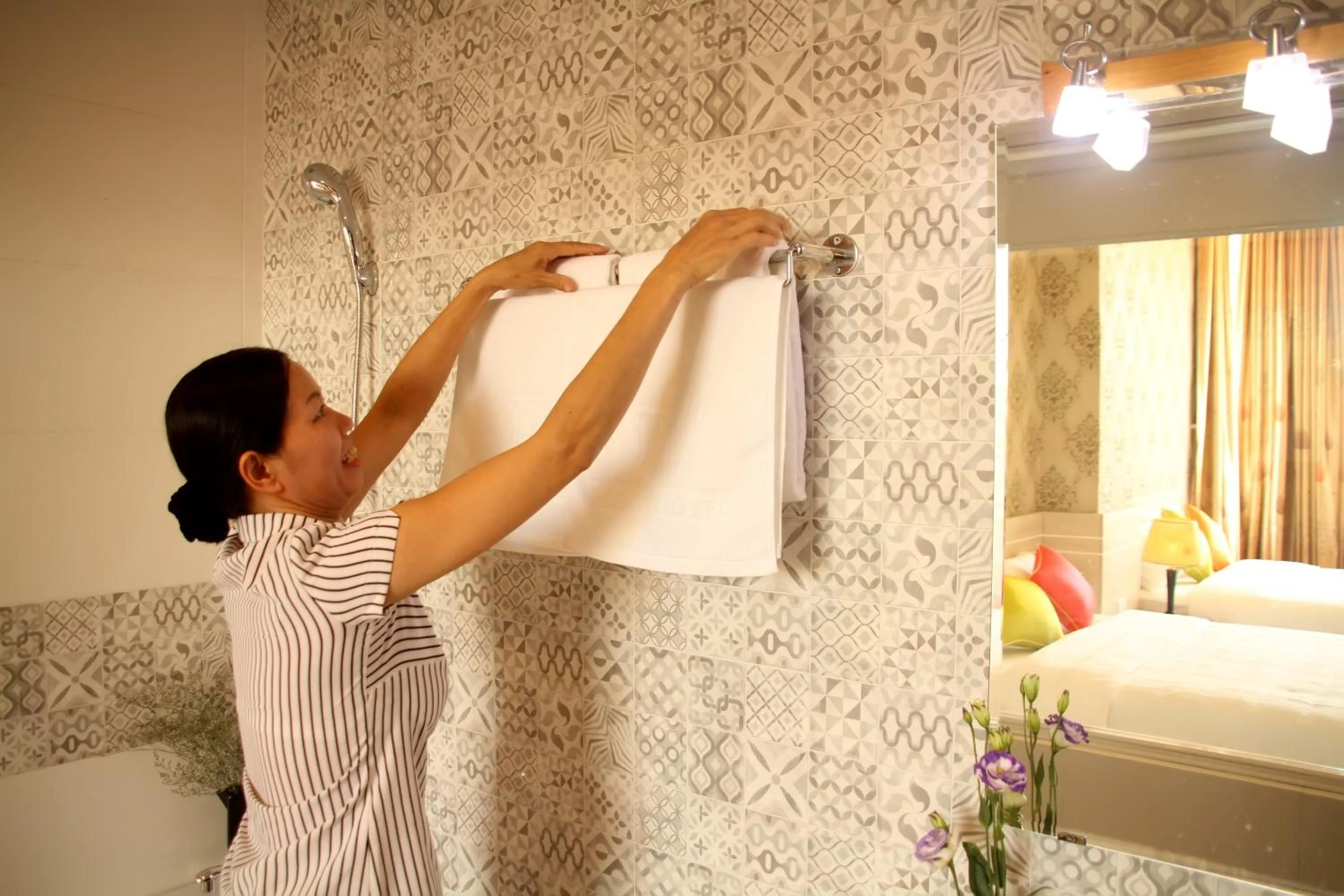 Bed in Flora Hotel Hue