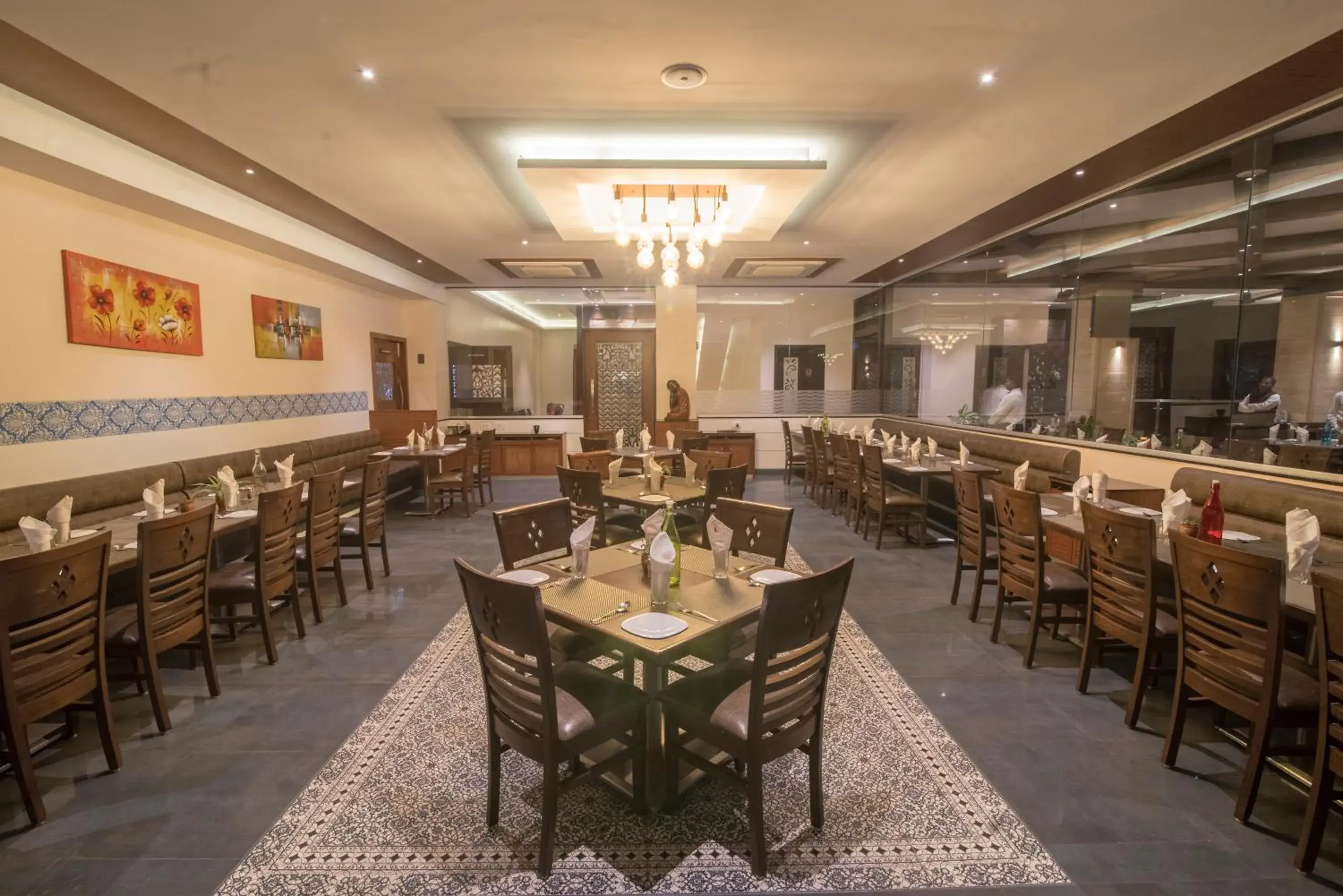 Restaurant/places to eat in Hotel Ayodhya Restaurant/places to eat in Hotel Ayodhya