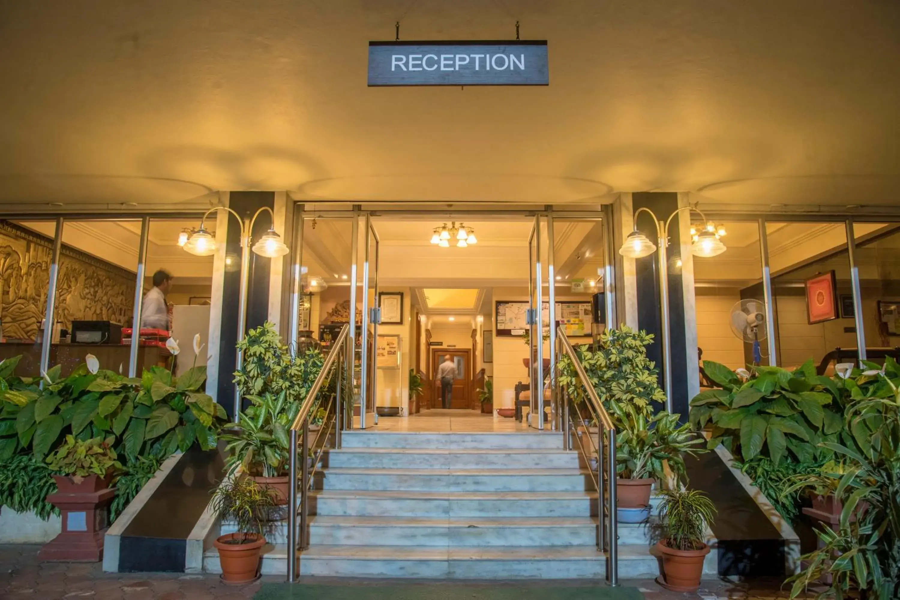 Facade/entrance in Hotel Ayodhya Facade/entrance in Hotel Ayodhya