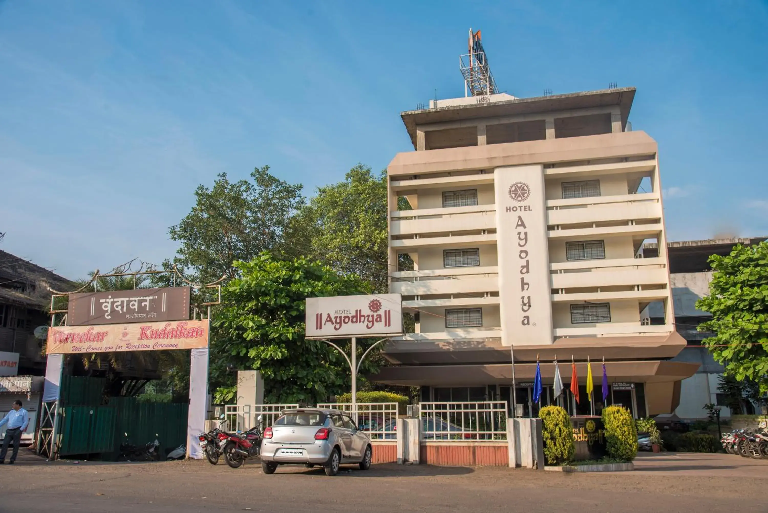 Property building in Hotel Ayodhya Property building in Hotel Ayodhya