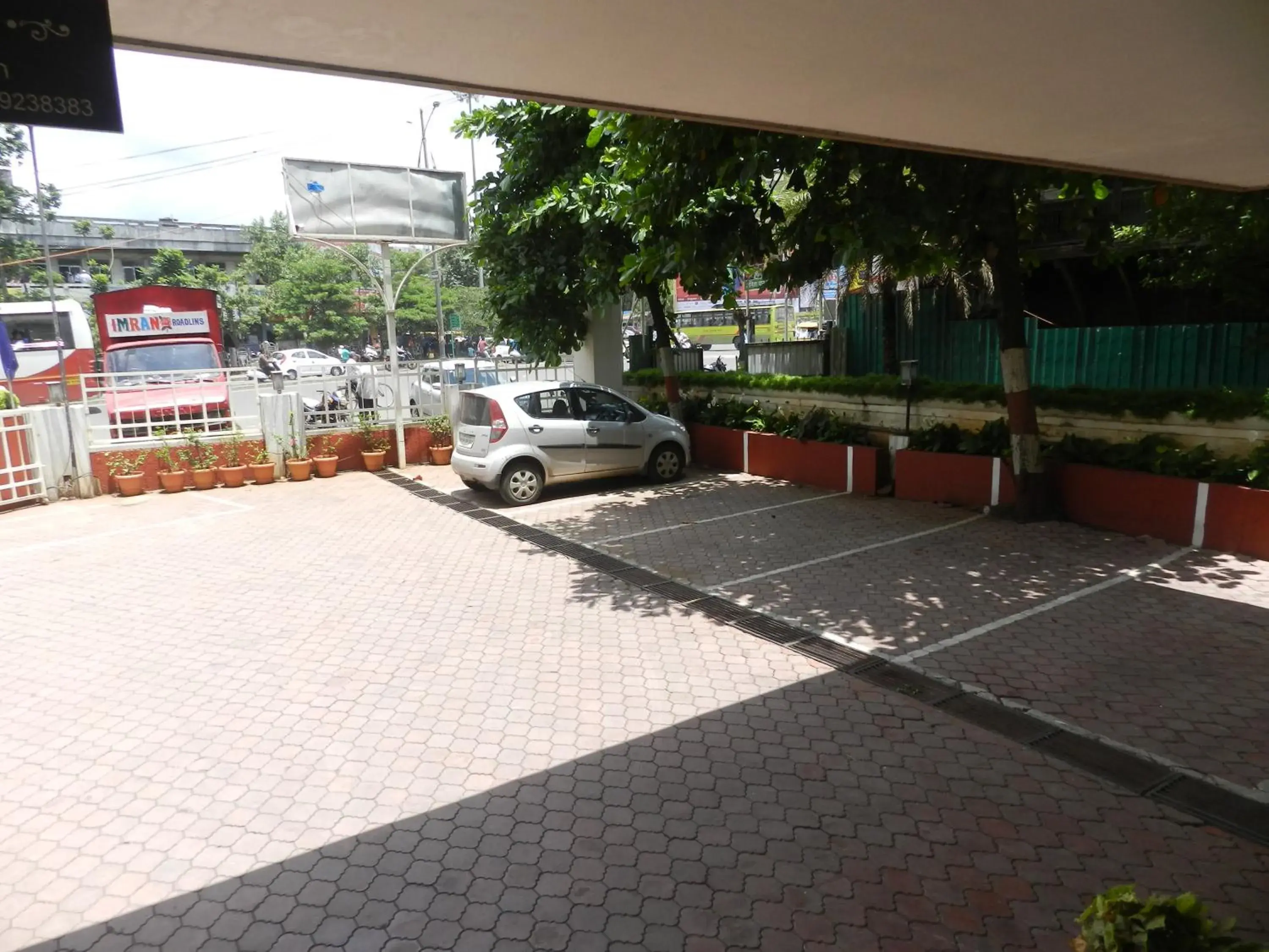 Property building in Hotel Ayodhya Property building in Hotel Ayodhya