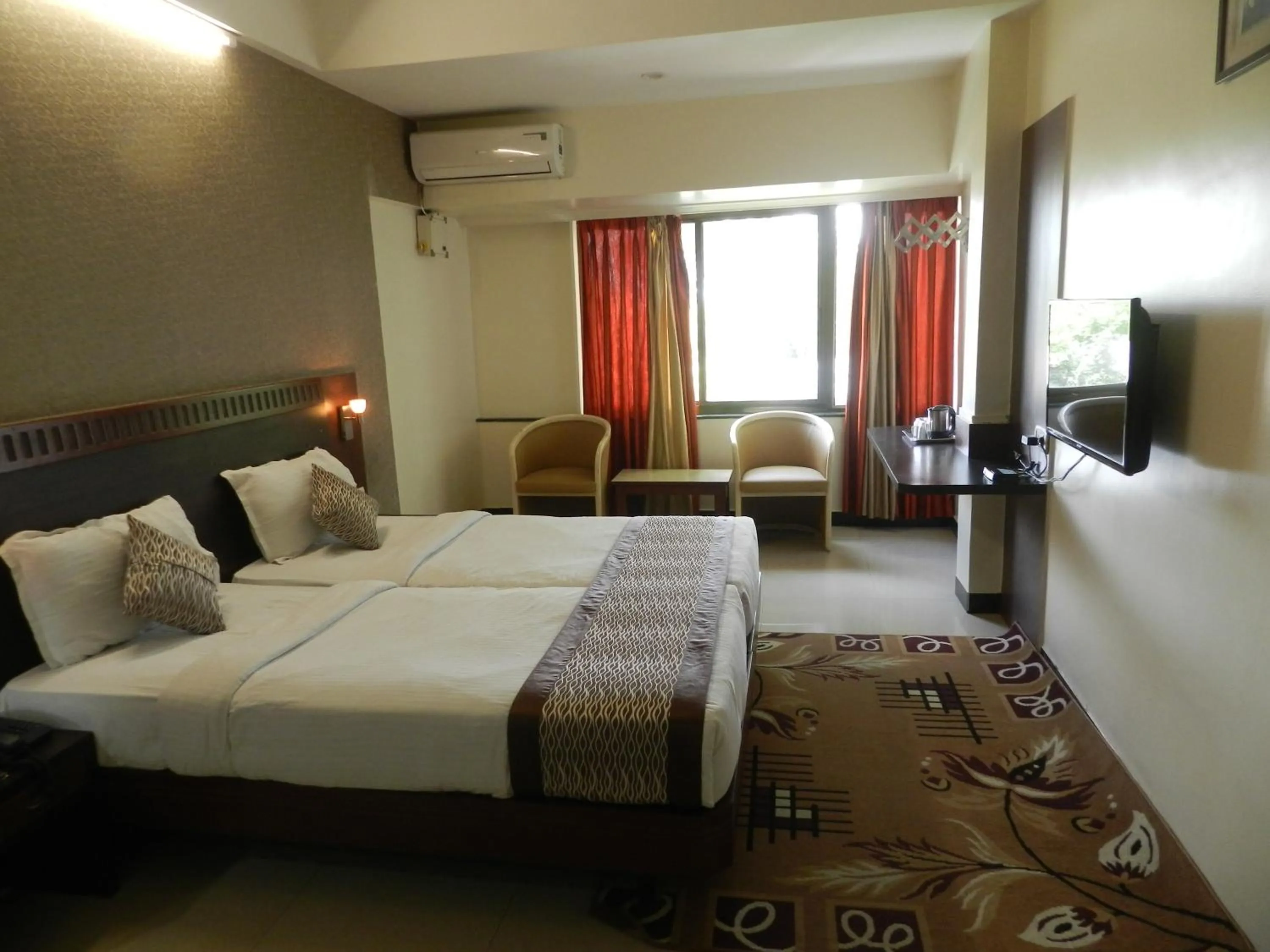Bedroom, Bed in Hotel Ayodhya