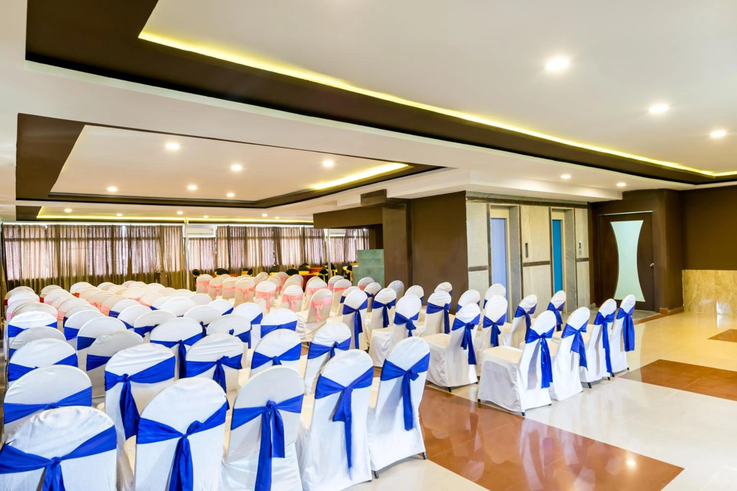 Banquet/Function facilities in Octave Hotel and Spa - JP Nagar