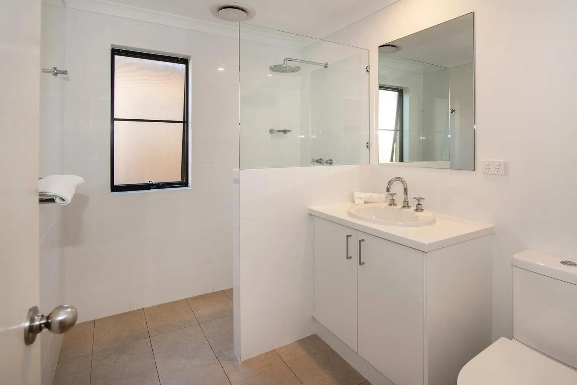 Shower in Dunsborough Beach Cottages