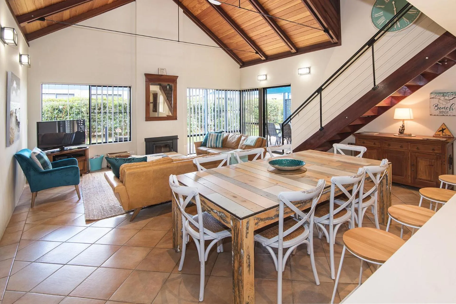 TV and multimedia in Dunsborough Beach Cottages