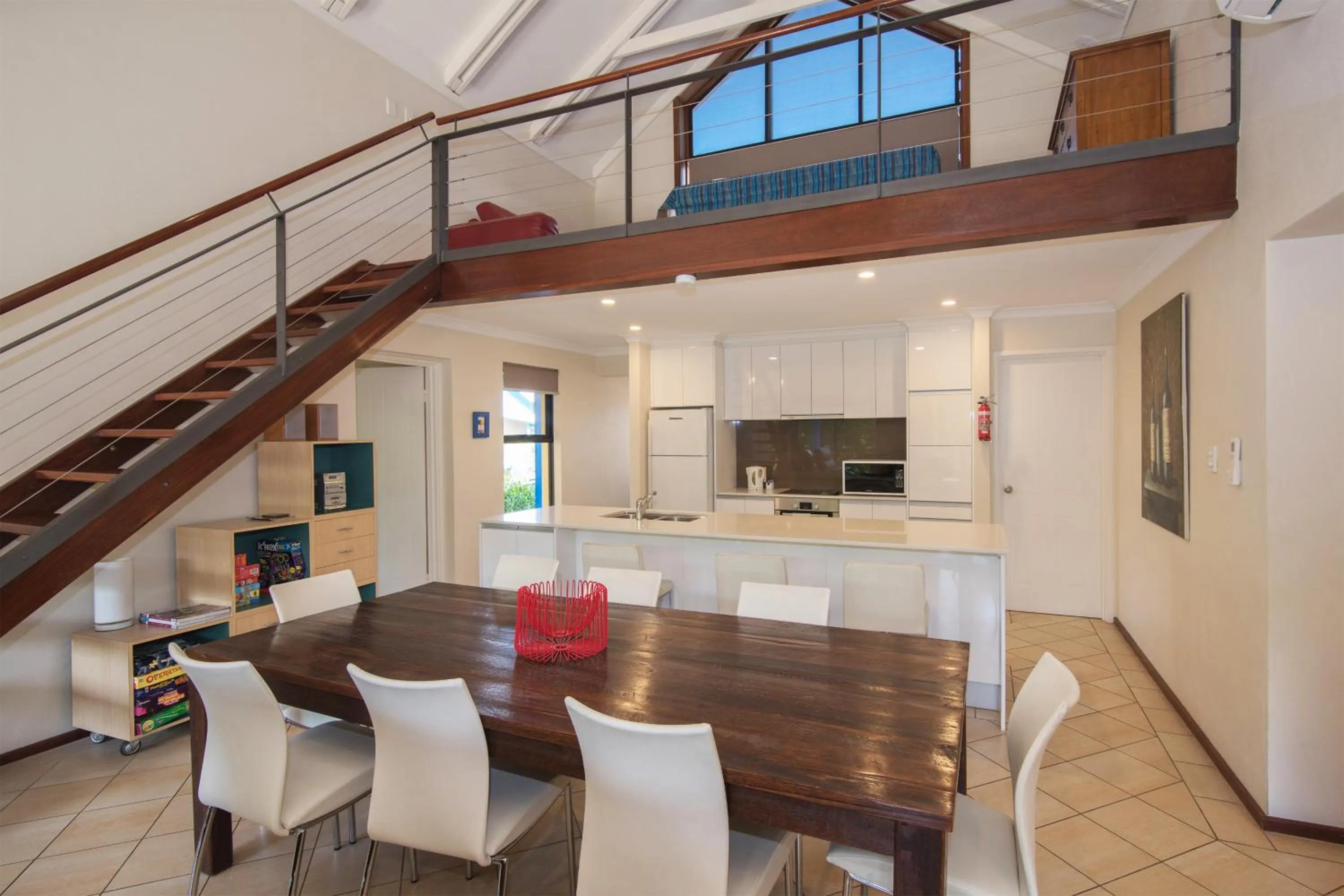 Dining area in Dunsborough Beach Cottages