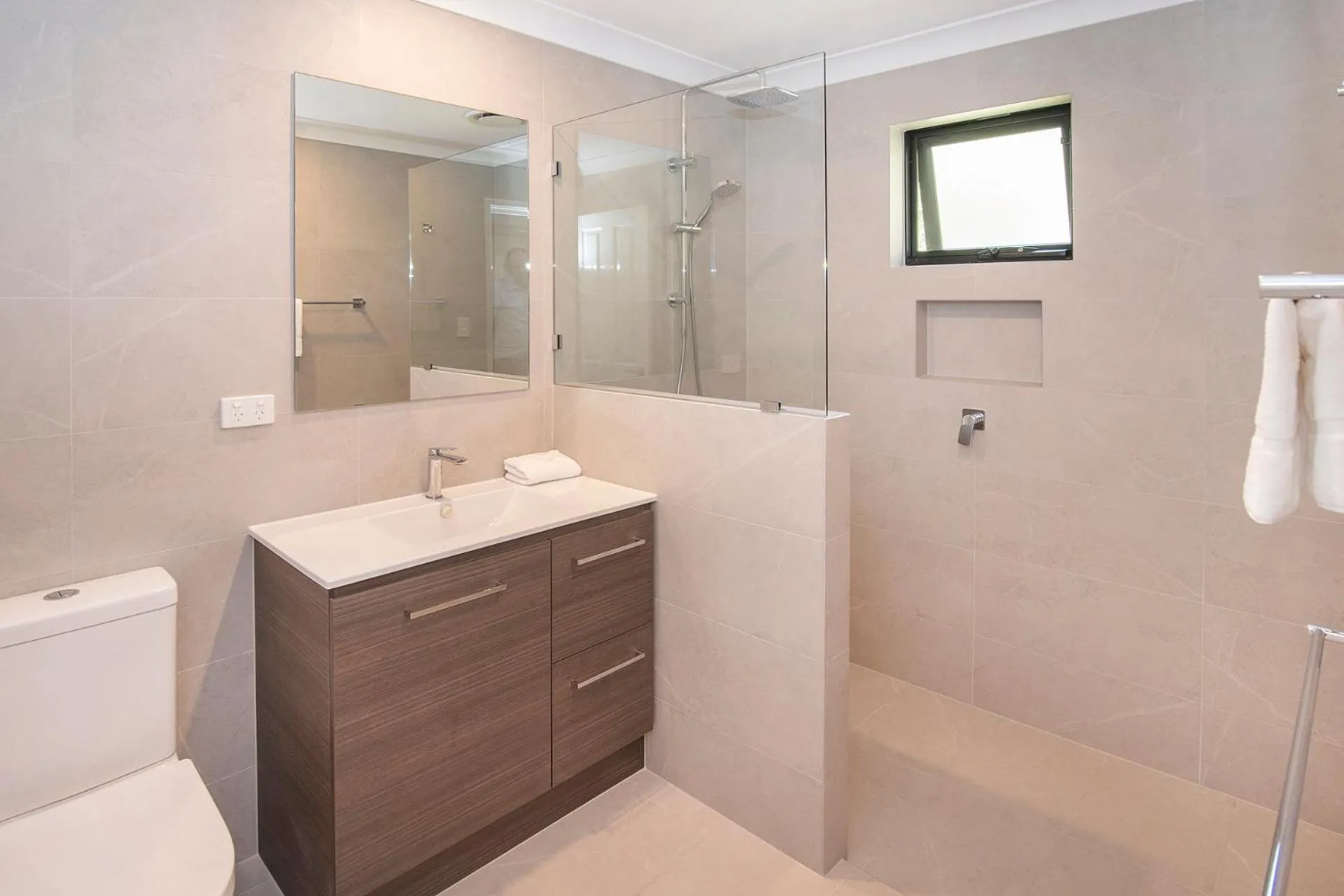 Shower in Dunsborough Beach Cottages