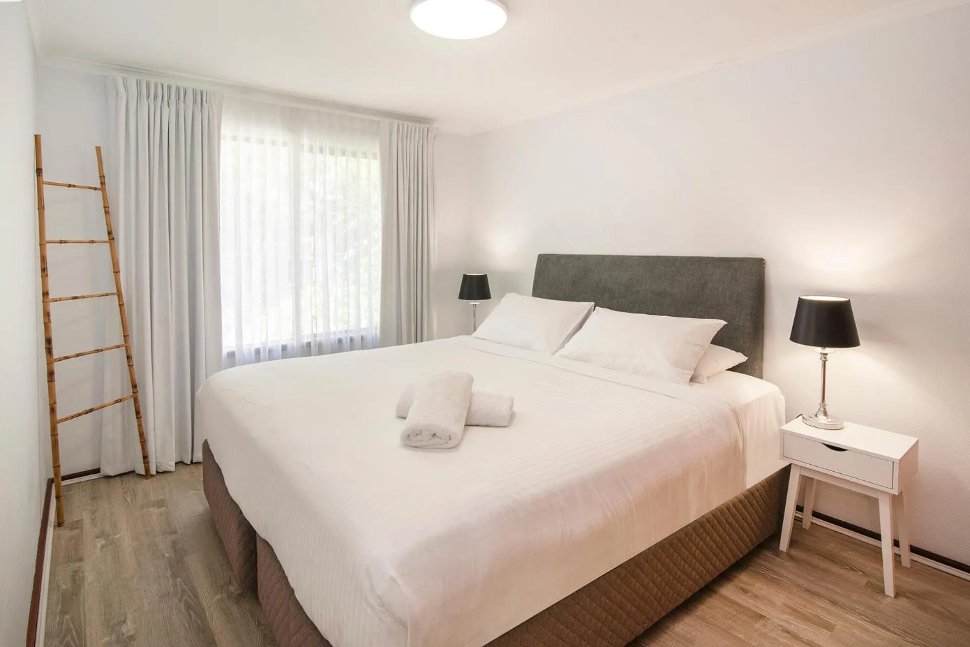 Bedroom, Bed in Dunsborough Beach Cottages