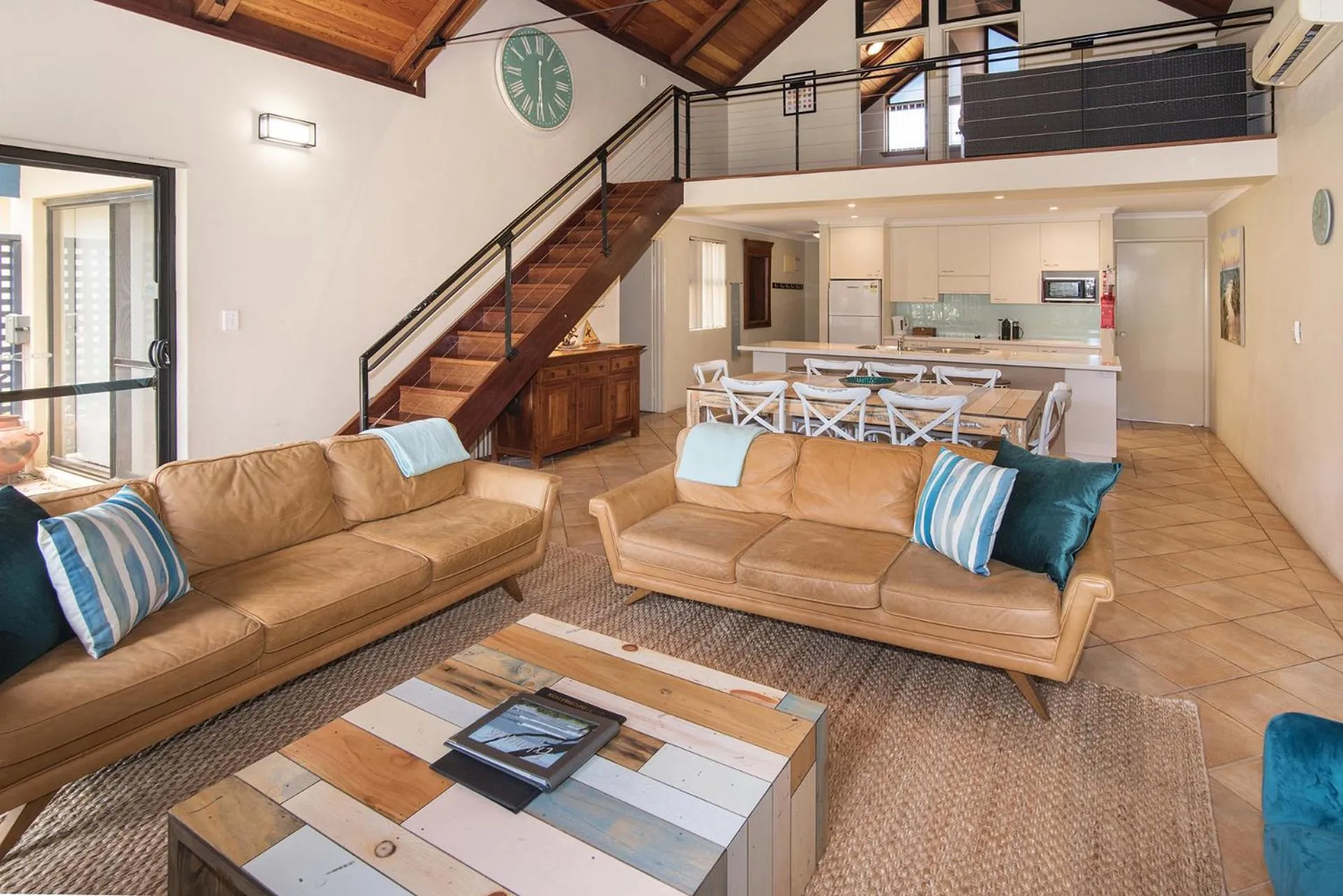 Kitchen or kitchenette in Dunsborough Beach Cottages